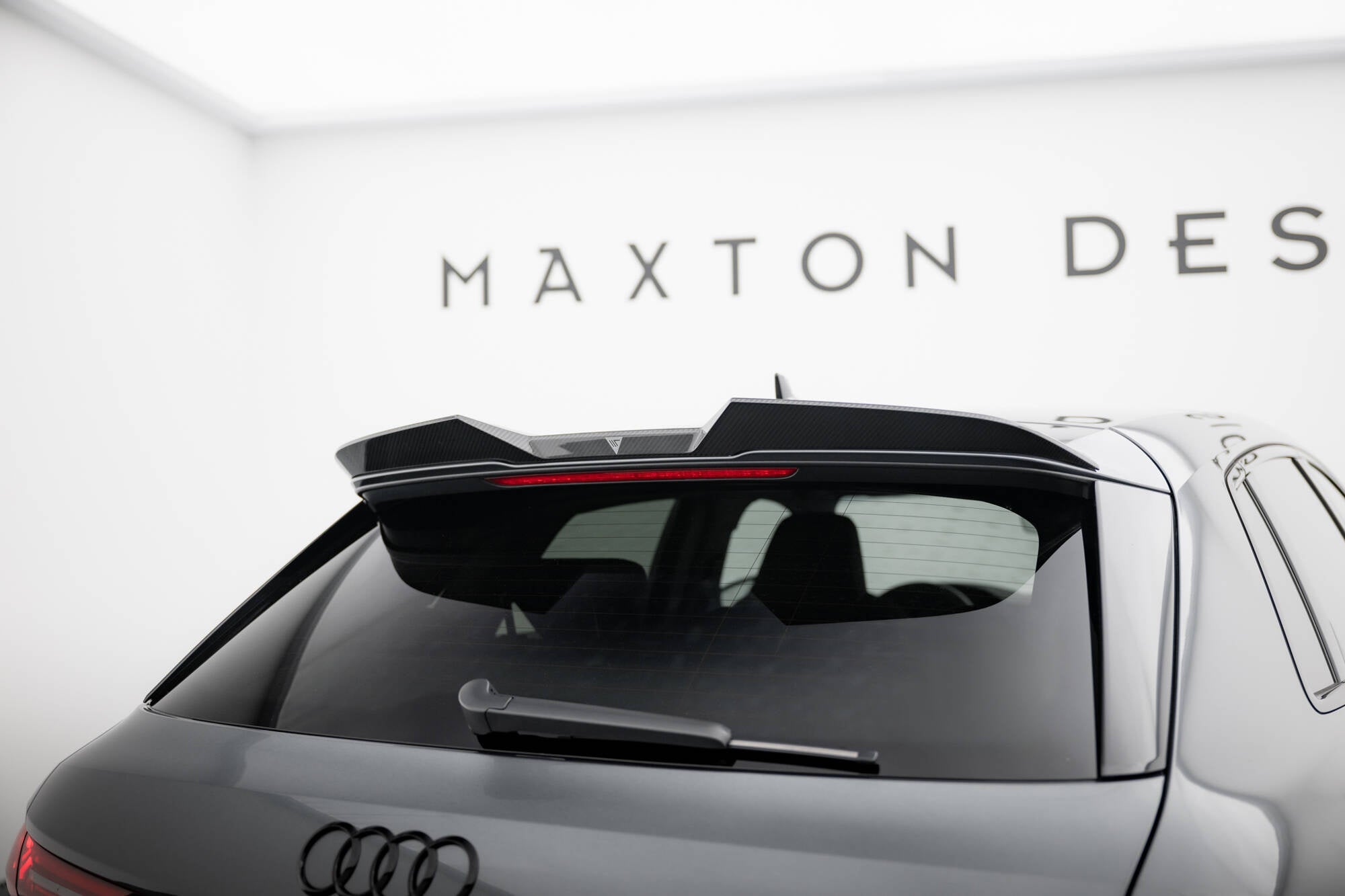 Maxton Design Prepreg Carbon Fiber Tailgate Spoiler para Audi RS3 / S3 / A3 S-Line Sportback 8Y / 8Y Facelift - imagen 7
