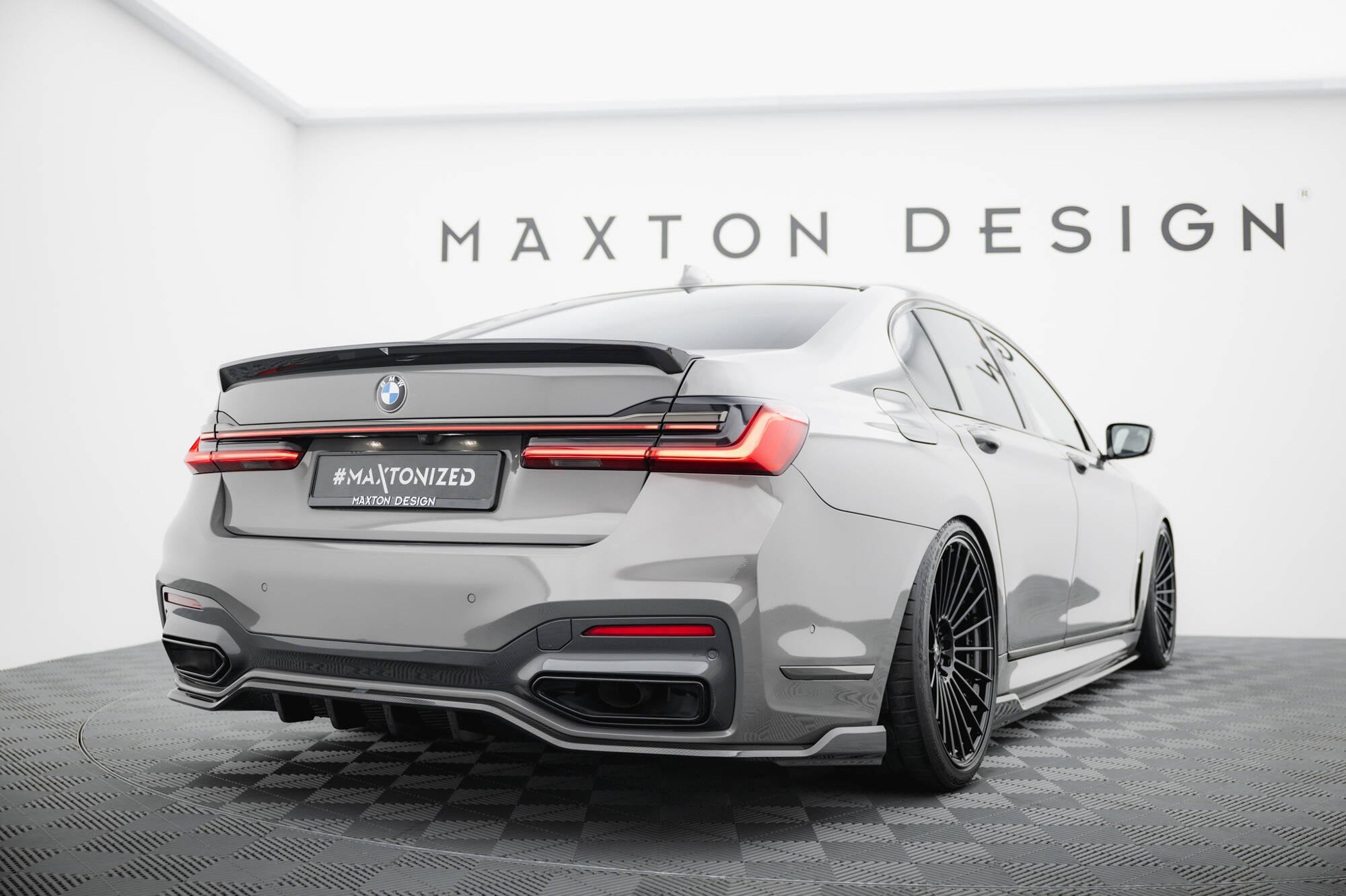 Maxton Design Prepreg Carbon Fiber Tailgate Spoiler para BMW 7 G11 / G11 Facelift - imagen 3