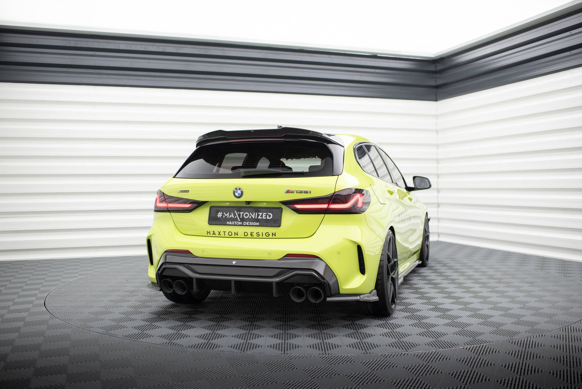 Maxton Design Prepreg Carbon Fiber Tailgate Spoiler para BMW M135i / M-Pack F70 - imagen 4