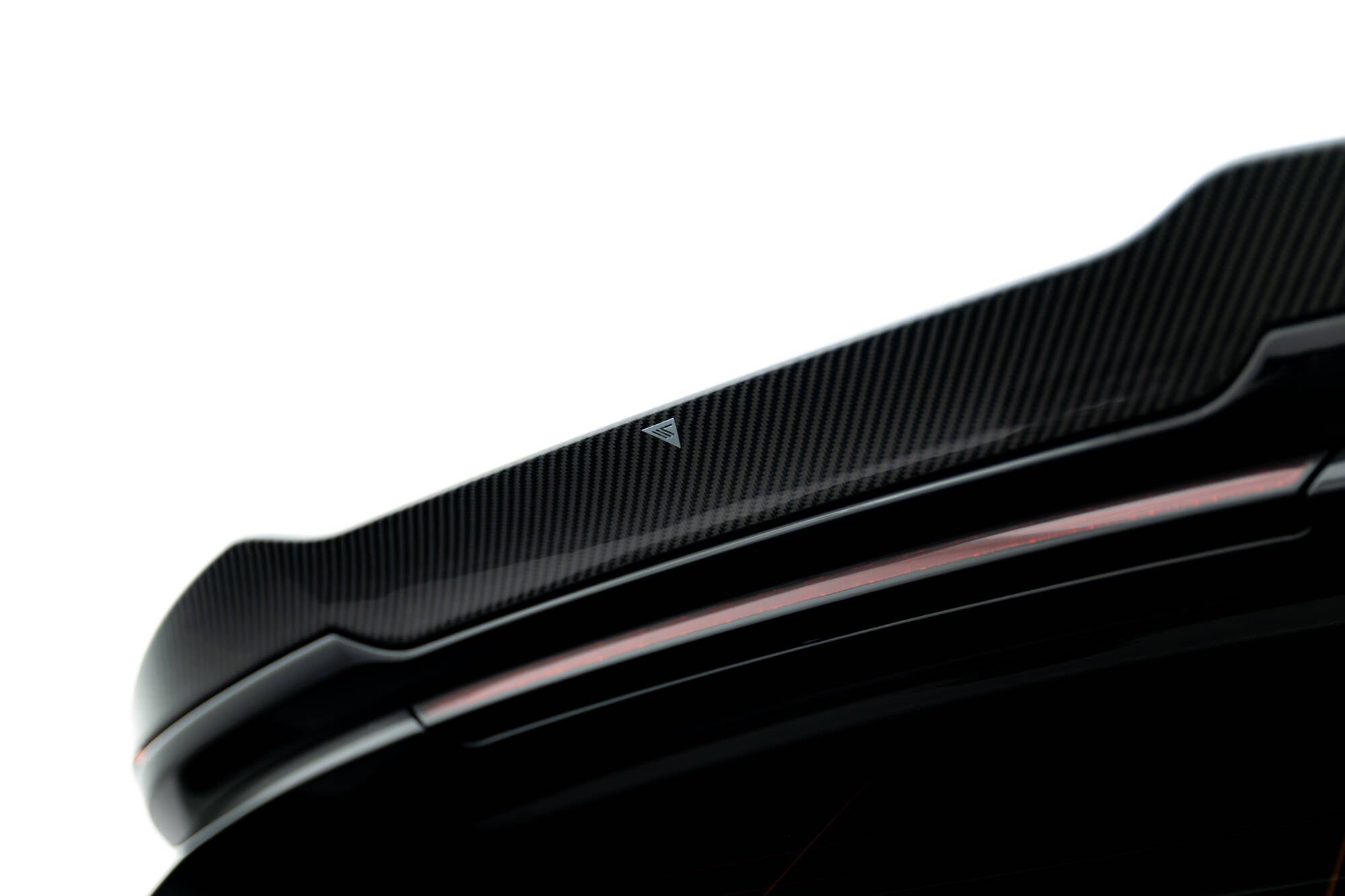 Maxton Design Prepreg Carbon Fiber Tailgate Spoiler para BMW M135i / M-Pack F70 - imagen 3