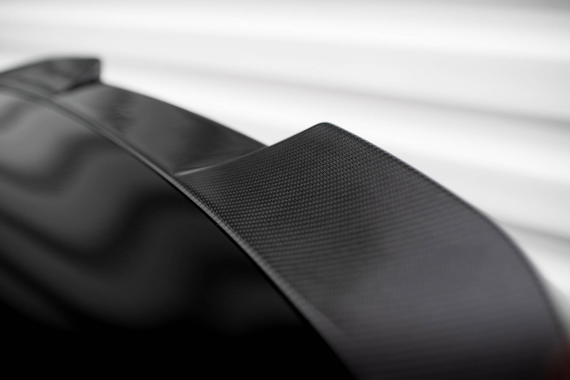 Maxton Design Prepreg Carbon Fiber Tailgate Spoiler para BMW M2 G87 / M240i / 2 M-Pack / 2 Standard G42 - imagen 4