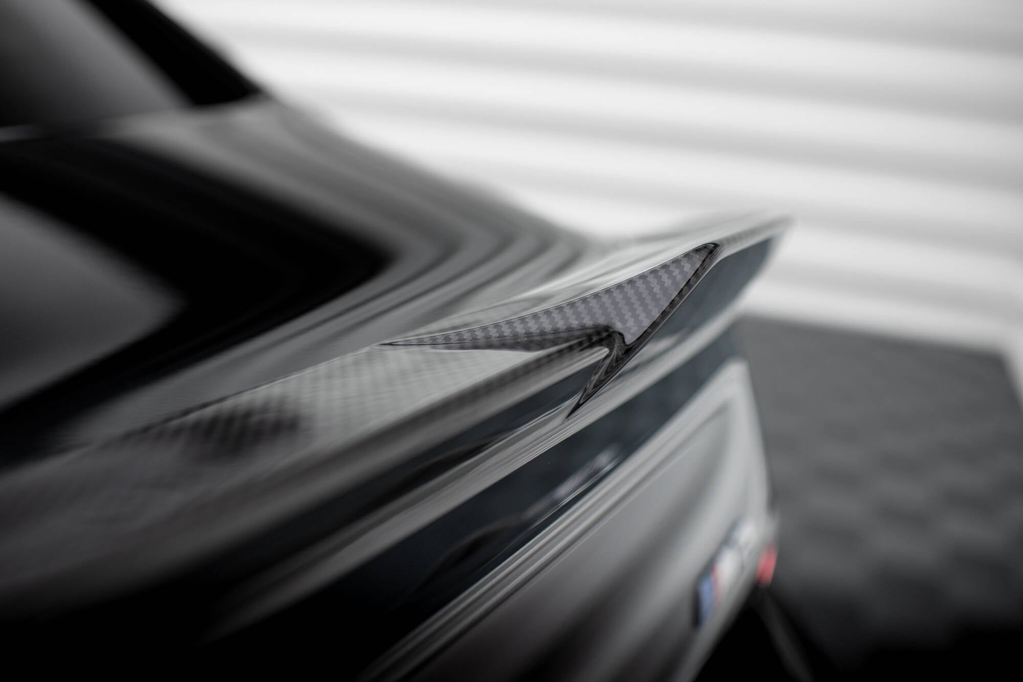 Maxton Design Prepreg Carbon Fiber Tailgate Spoiler para BMW M2 G87 / M240i / 2 M-Pack / 2 Standard G42 - imagen 5
