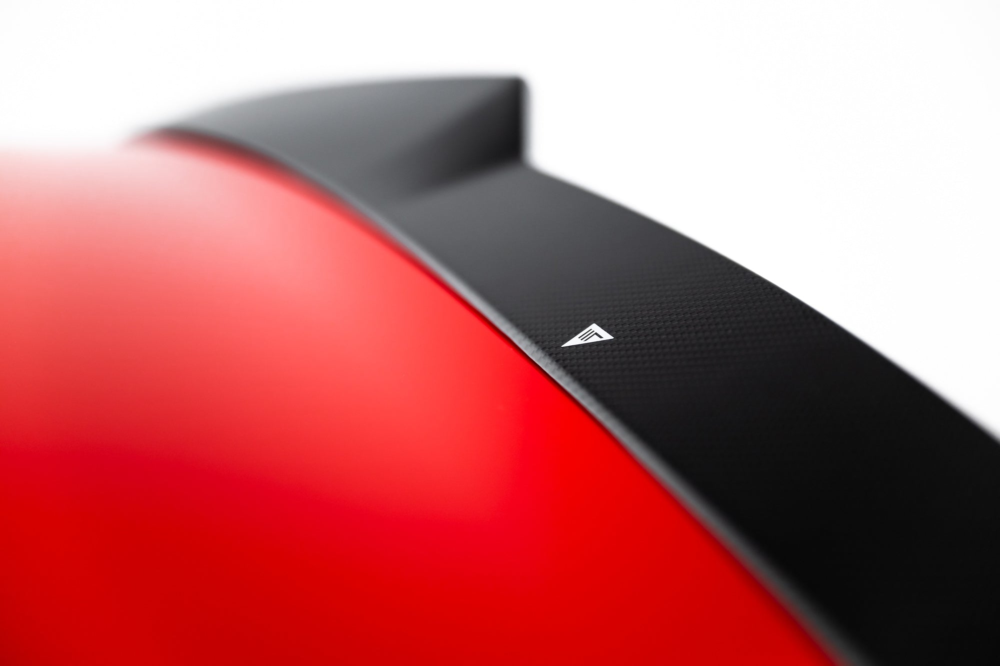 Maxton Design Prepreg Carbon Fiber Tailgate Spoiler V.1 para Audi RS3 / S3 / A3 S-Line / A3 Sedan 8Y Facelift - imagen 4