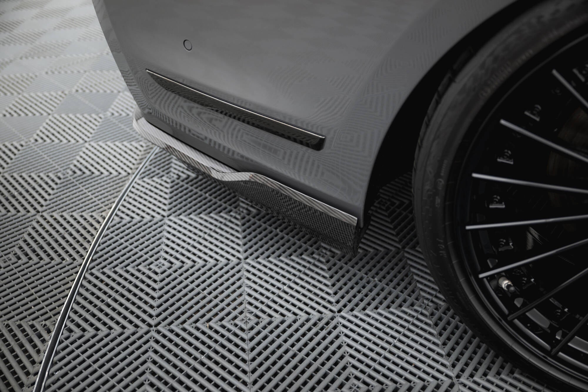 Maxton Design Set Of Prepreg Carbon Fiber Splitters para BMW 7 M-Pack G11 Facelift - imagen 12