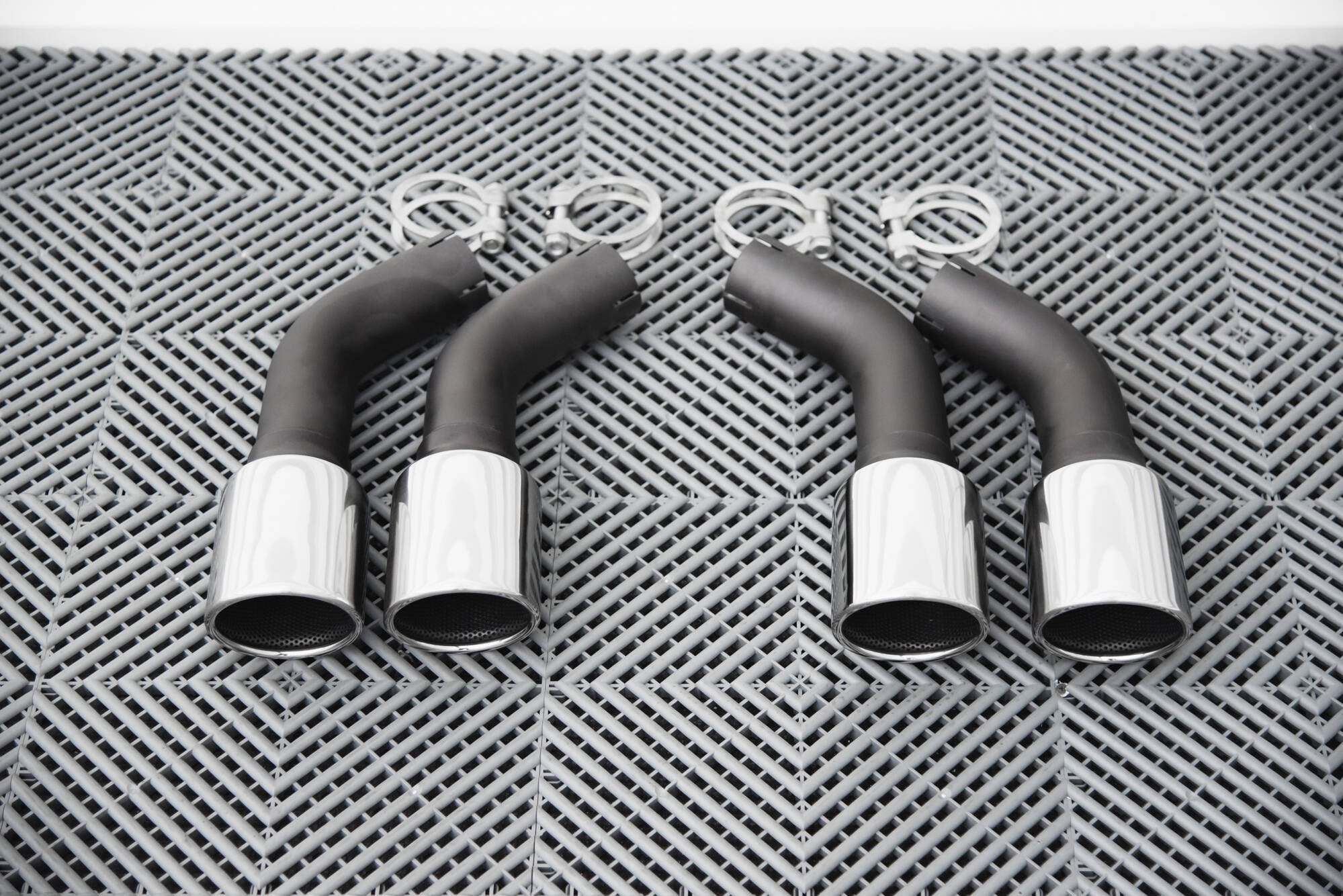 Maxton Design Exhaust Tips Chrome para Cupra Formentor Mk1 - imagen 1