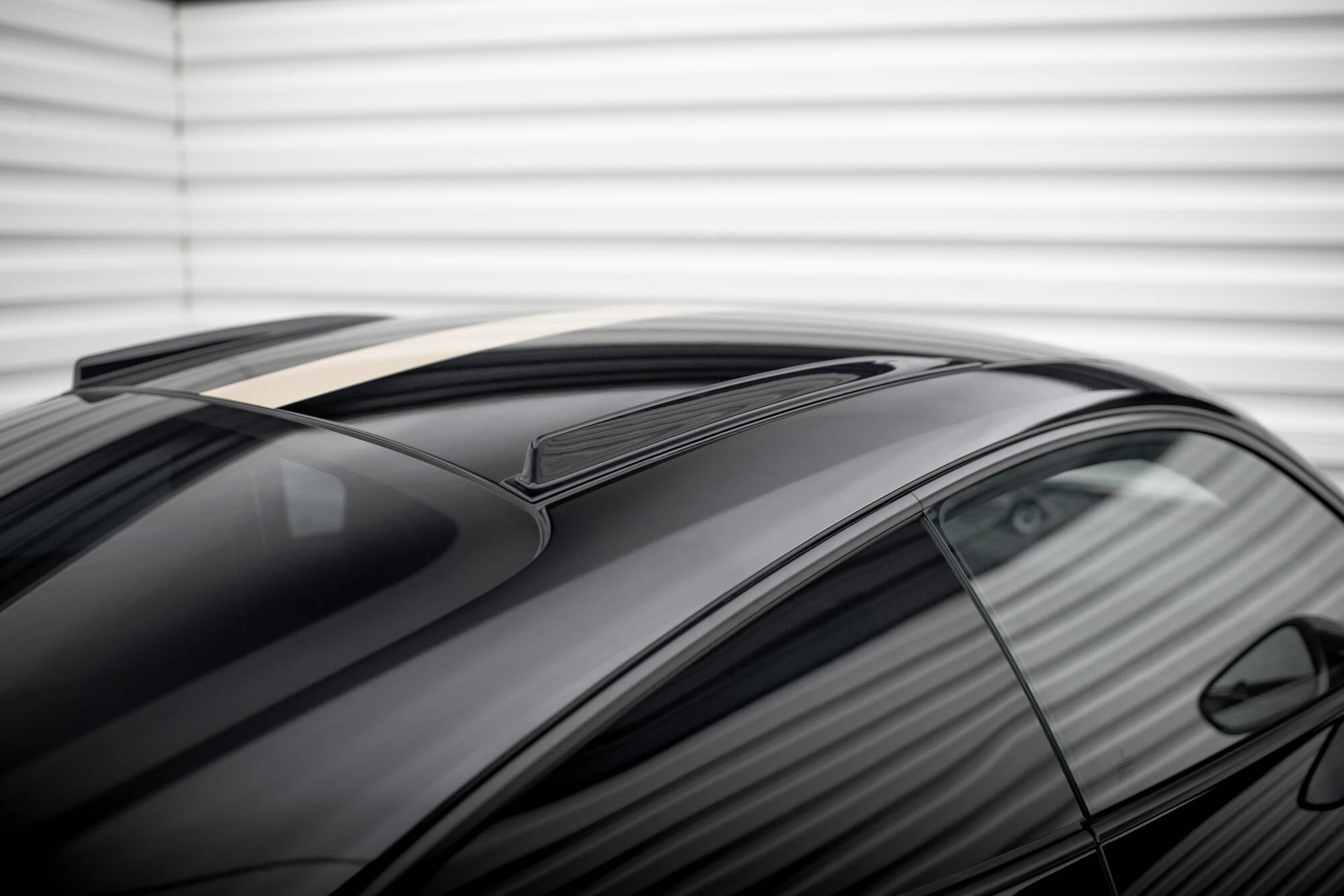 Maxton Design Short Roof Rails para Porsche 911 992 GT3 - imagen 1