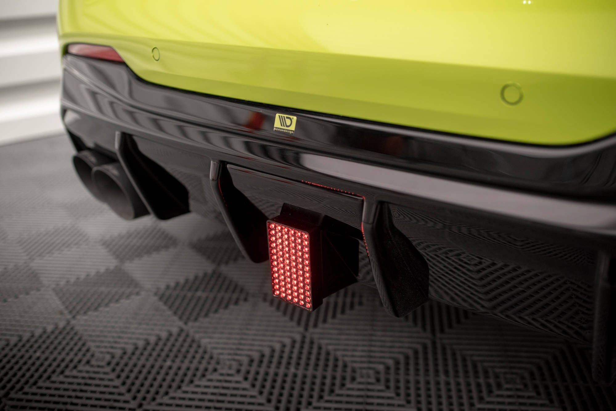 Maxton Design LED Stop Light para BMW 1 F40 M-Pack/ M135i / 128ti - imagen 1