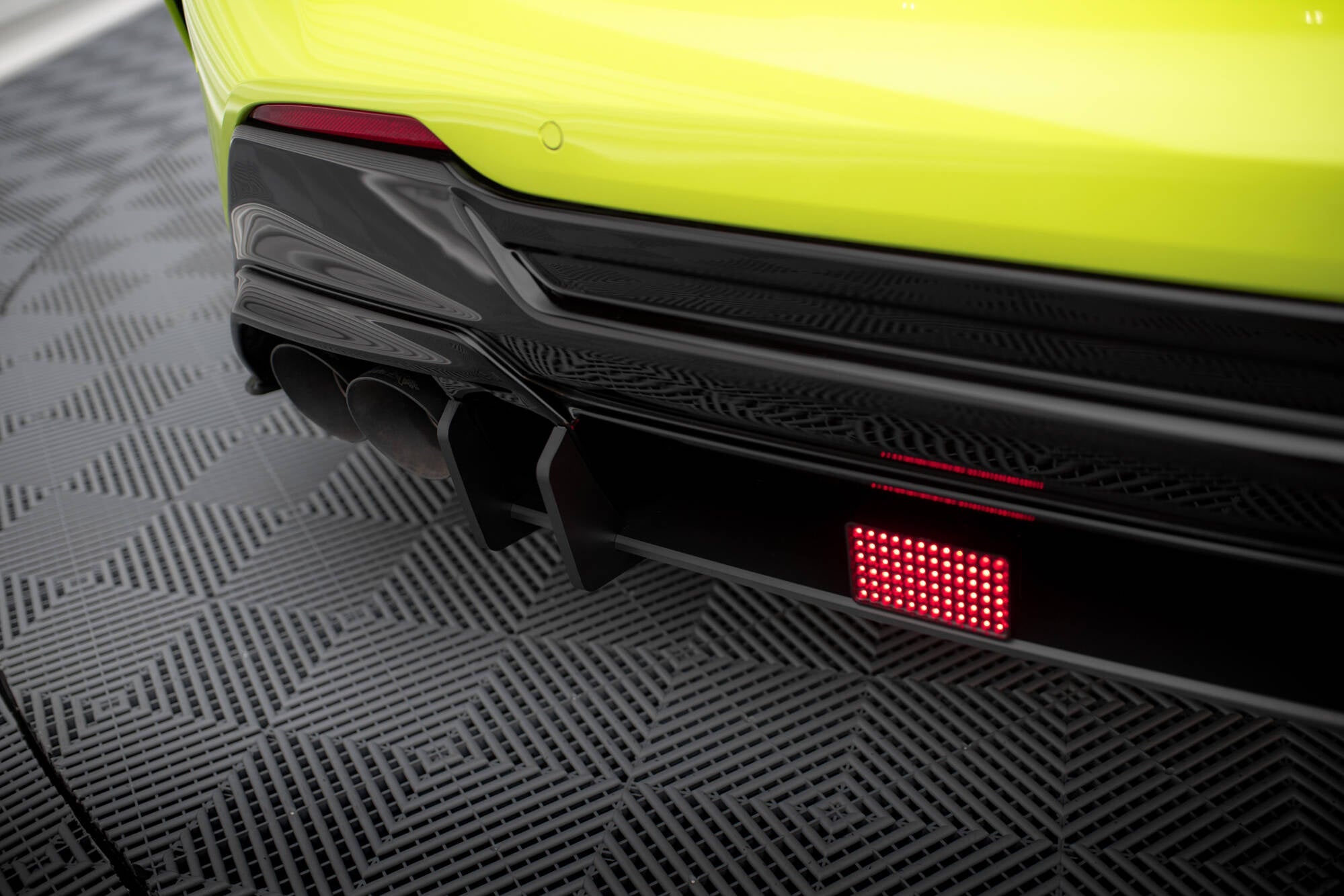 Maxton Design LED Stop Light para BMW 1 F40 M-Pack / M135i - imagen 4