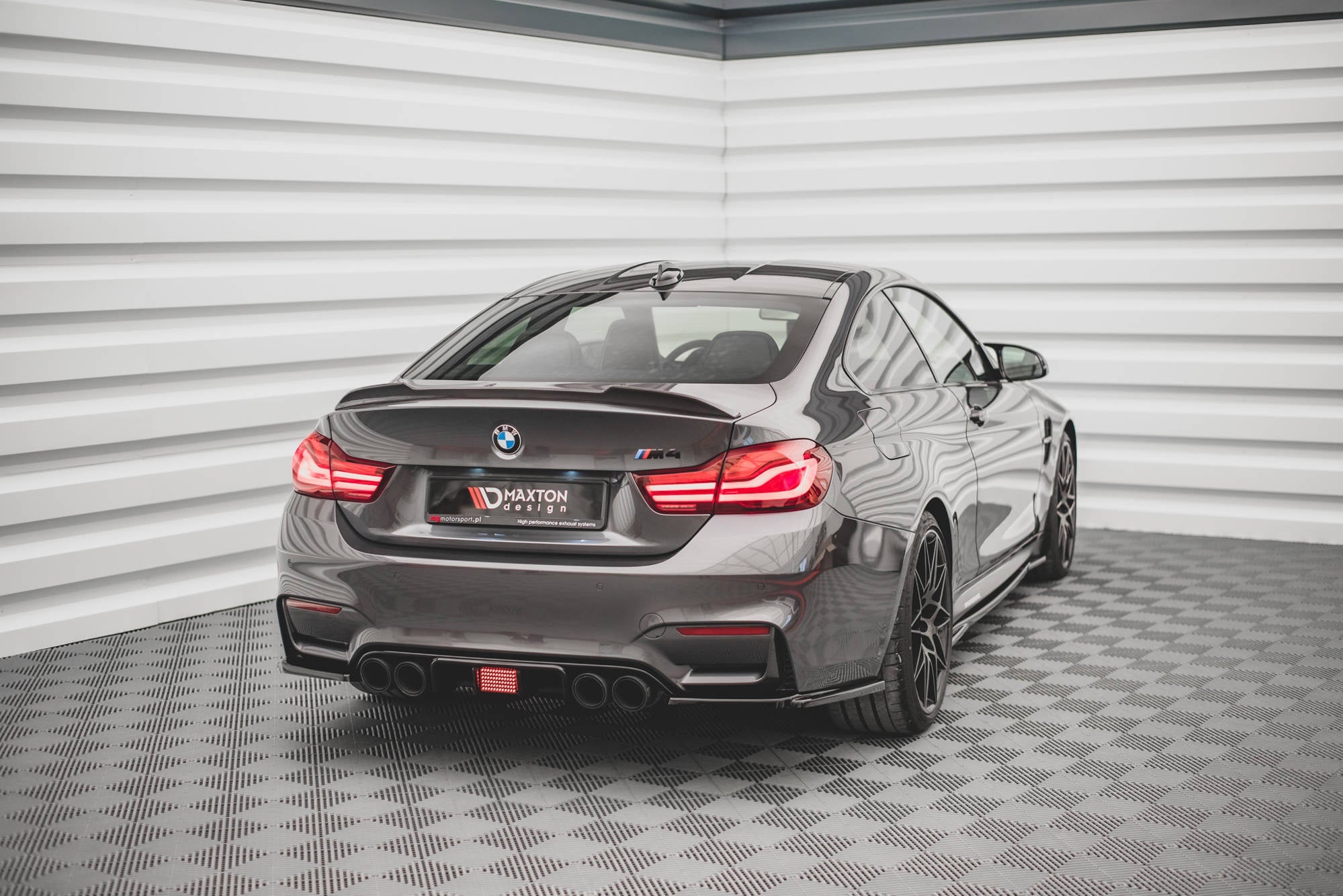 Maxton Design LED Stop Light para BMW M4 F82 - imagen 2