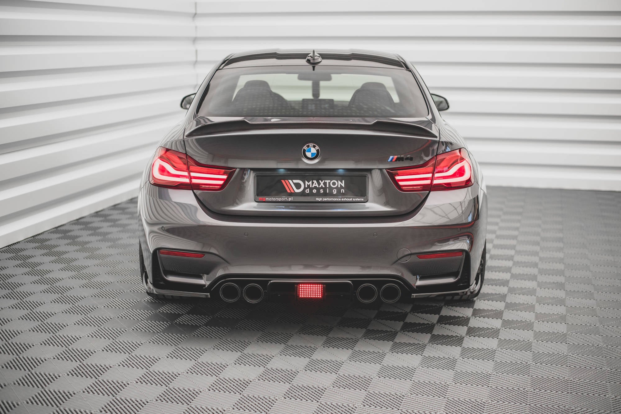 Maxton Design LED Stop Light para BMW M4 F82 - imagen 3