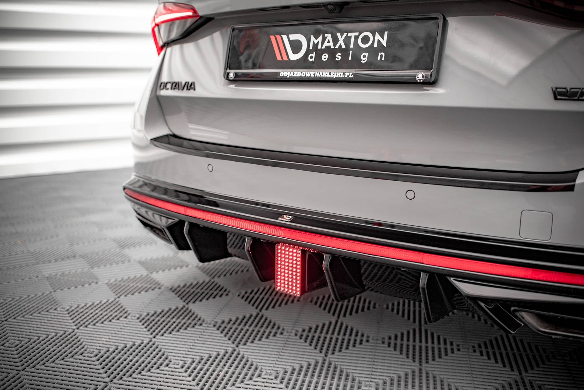 Maxton Design LED Stop Light para Skoda Octavia RS Mk4 - imagen 5