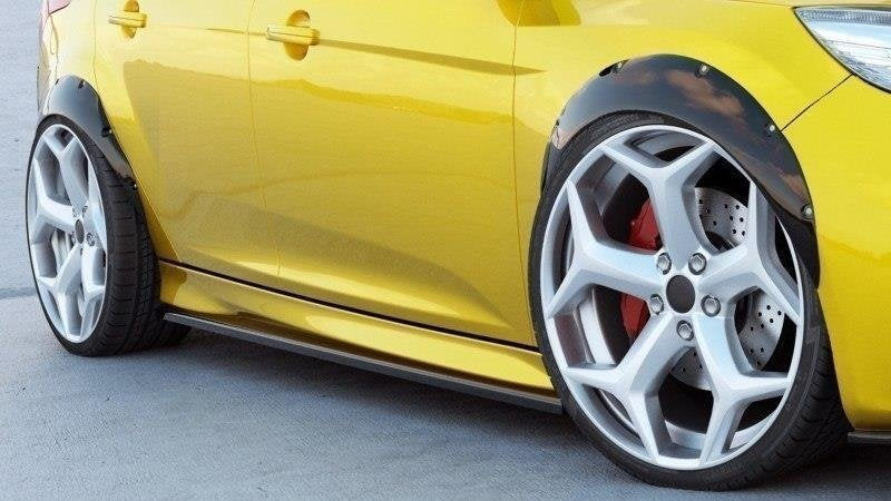 Maxton Design Fenders Extension para Ford Focus ST Mk3 - imagen 3
