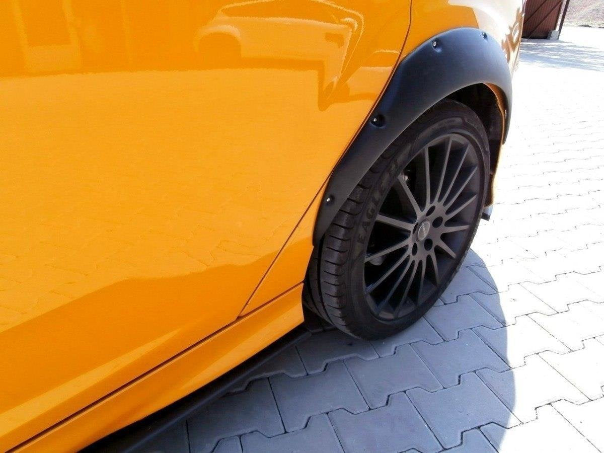 Maxton Design Fenders Extension para Ford Focus ST Mk3 - imagen 5