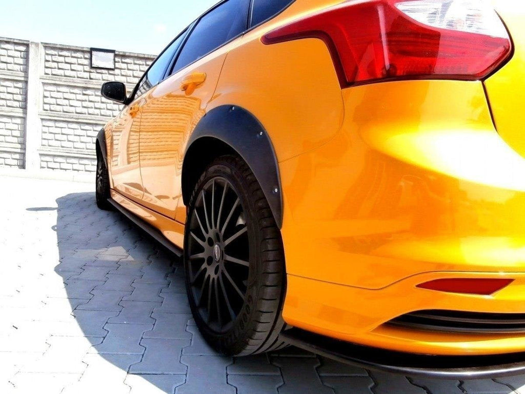 Maxton Design Fenders Extension para Ford Focus ST Mk3 - imagen 6