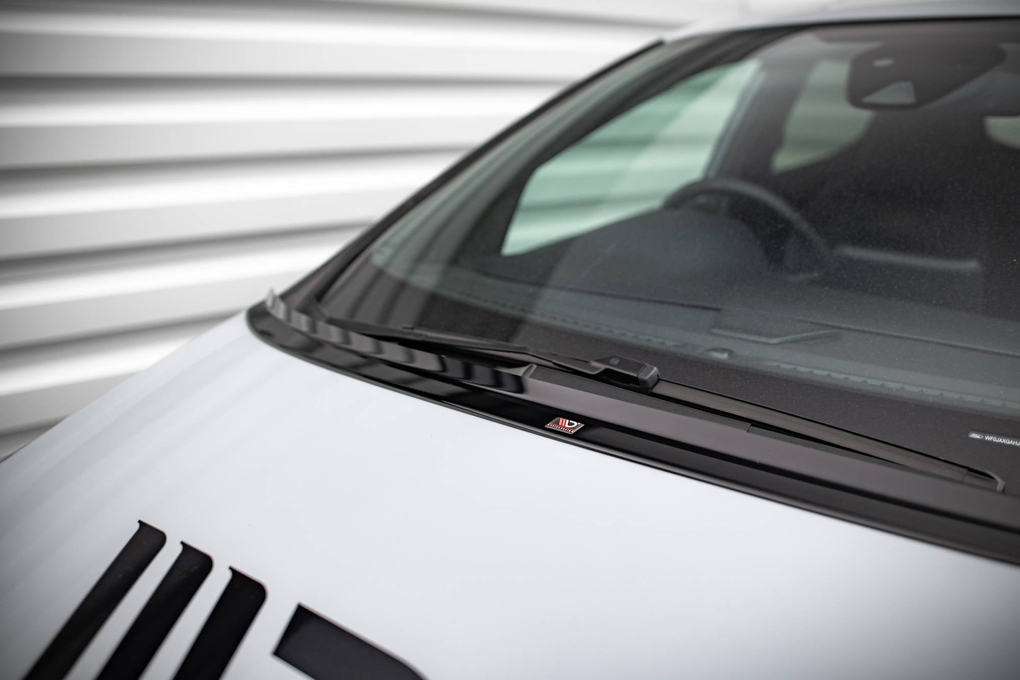 Maxton Design Bonnet Extension para Ford Fiesta Standard/ ST-Line/ ST - imagen 1