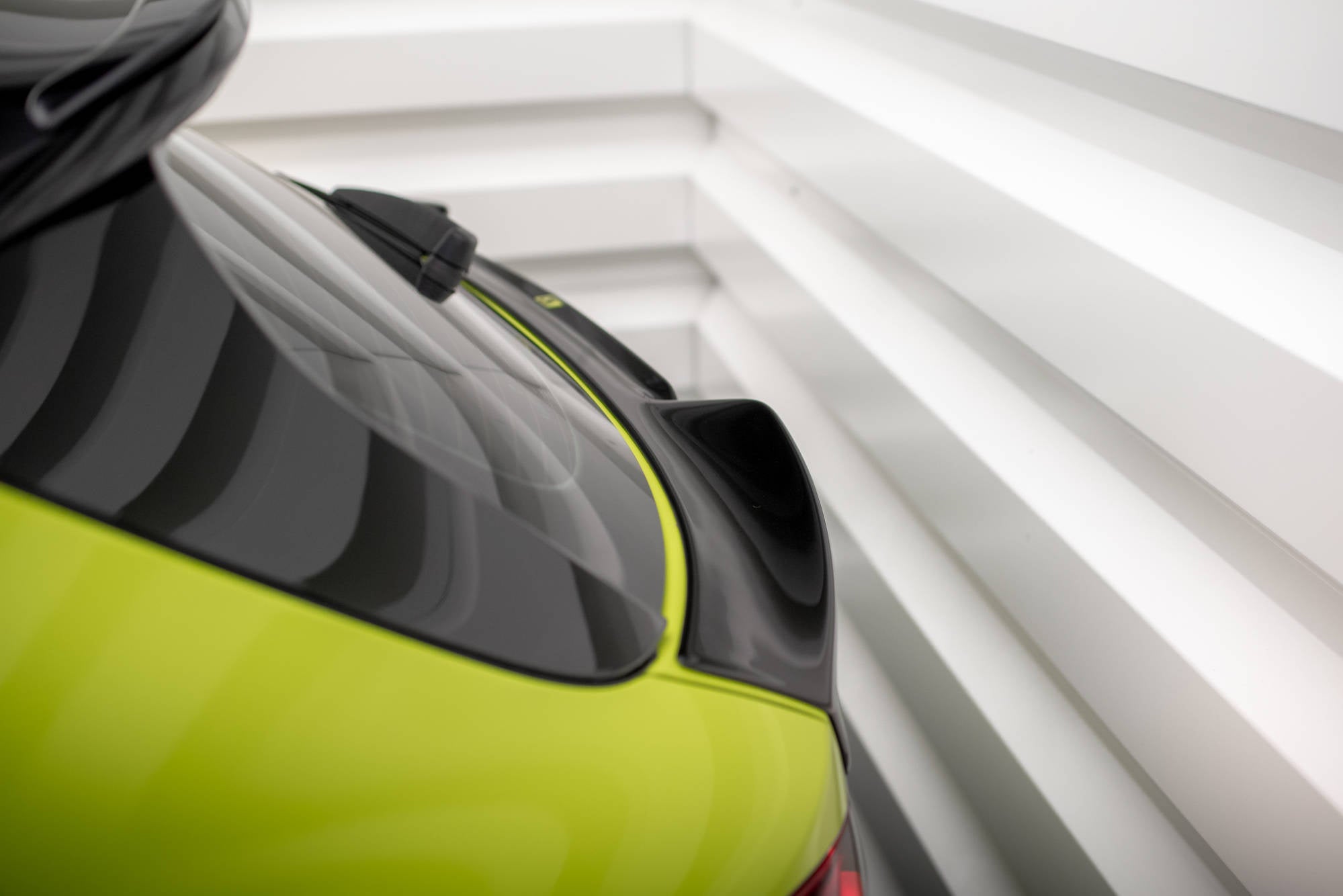 Maxton Design The Extension Of The Rear Window para BMW 1 M-Pack / M135i / 128ti F40 - imagen 8