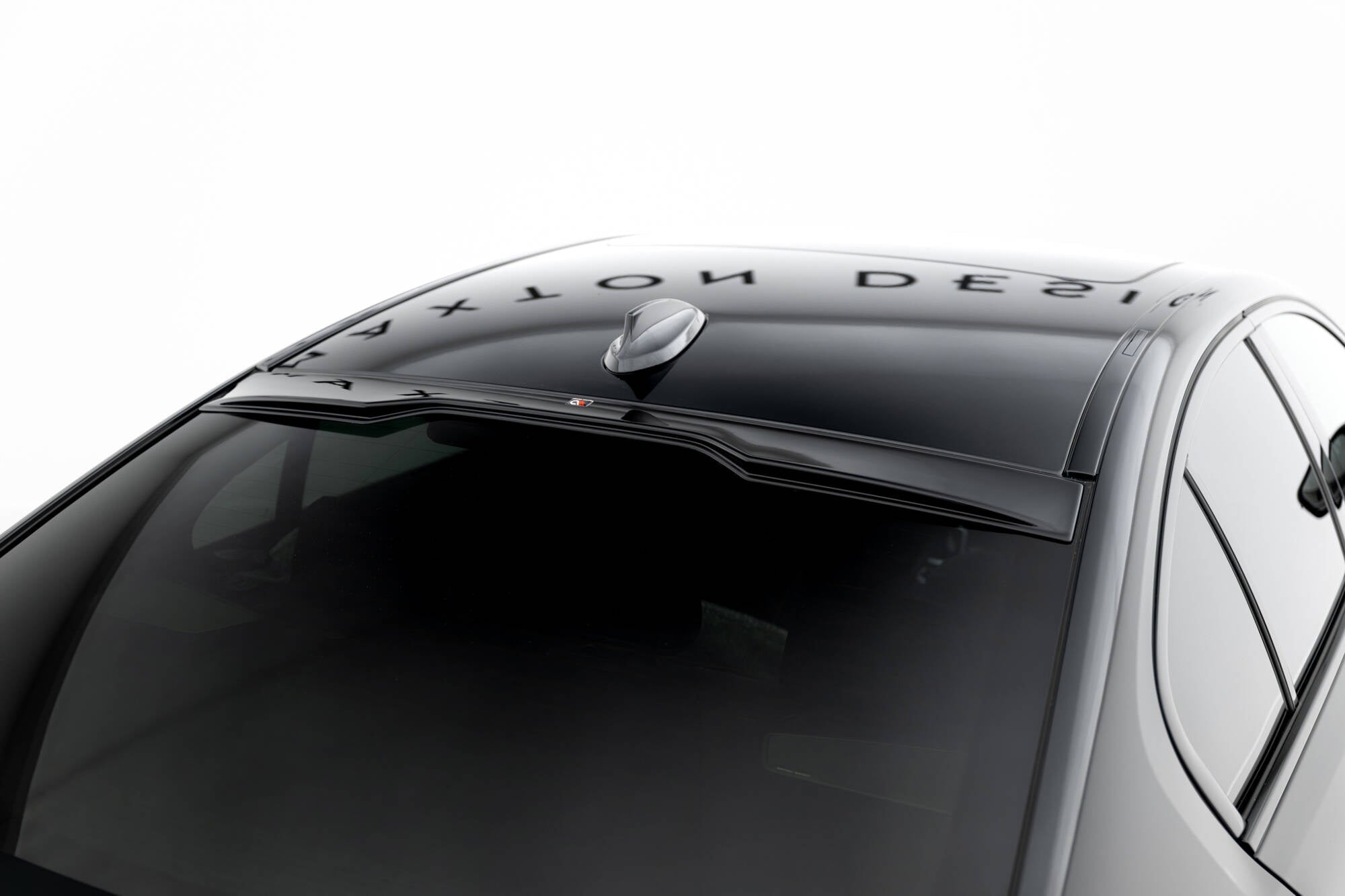 Maxton Design The Extension Of The Rear Window para BMW M550i / 5 M-Pack Sedan G30 - imagen 1