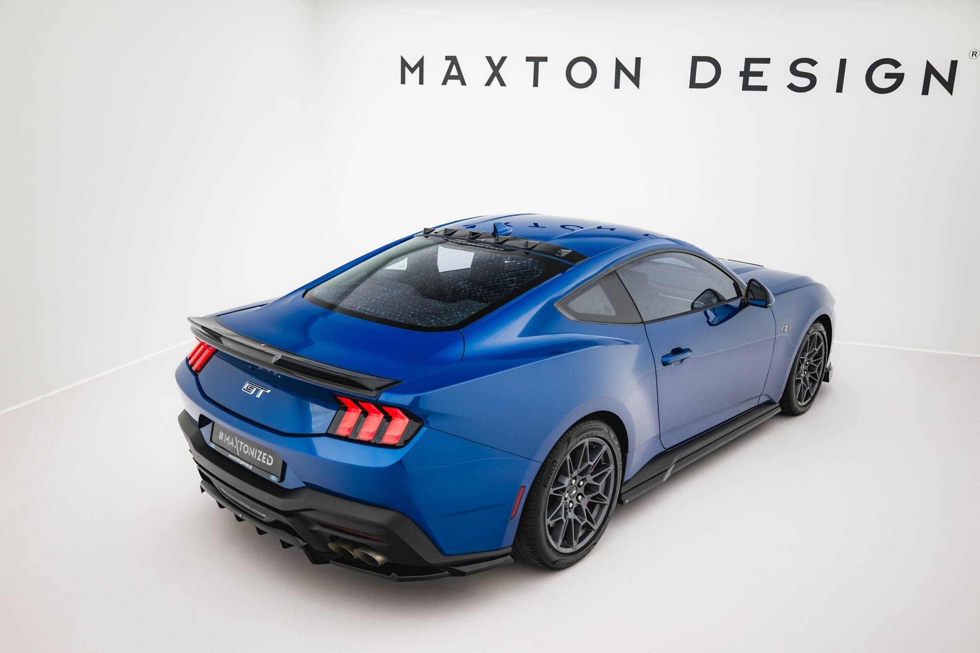 Maxton Design The Extension Of The Rear Window para Ford Mustang GT Mk7 - imagen 2