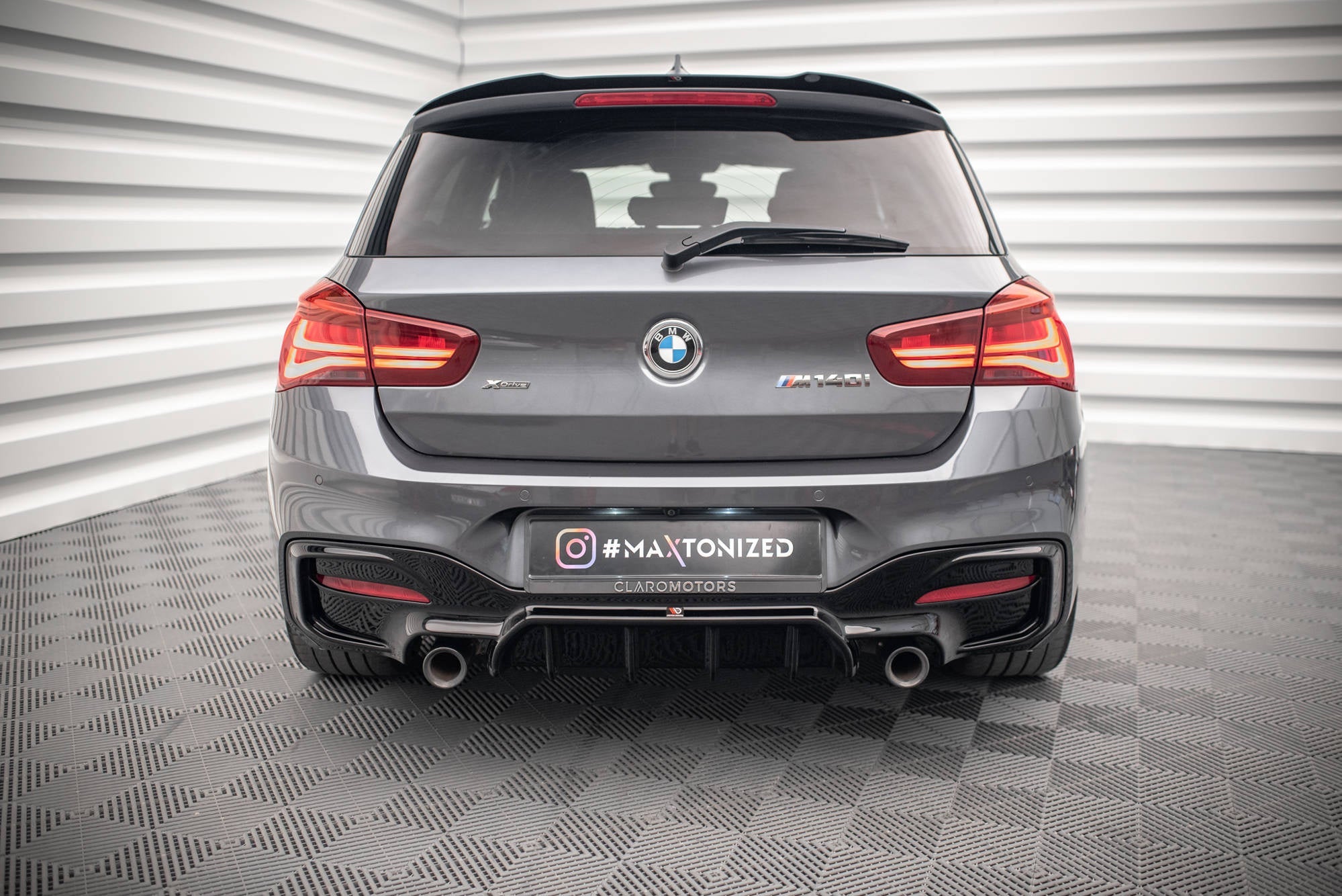 Maxton Design Difusor trasero para BMW Mk1 F20/ F21 Facelift M-Power - imagen 1