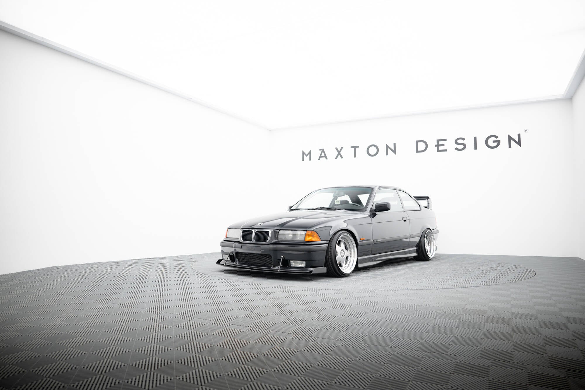 Maxton Design Front Racing Splitter para BMW M3 / 3 M-Pack E36 Coupe - imagen 4