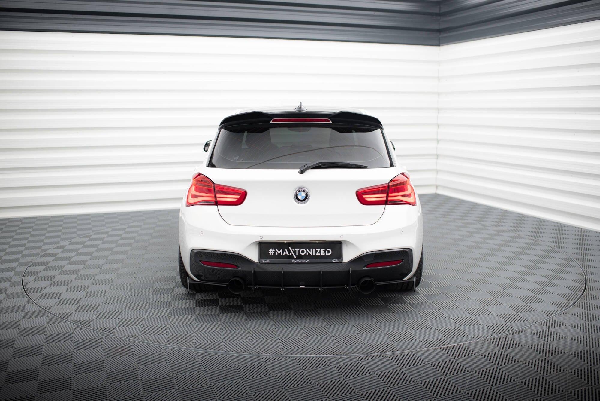 Maxton Design Splitters laterales traseros para BMW 1 F20/F21 M-Power Facelift - imagen 2