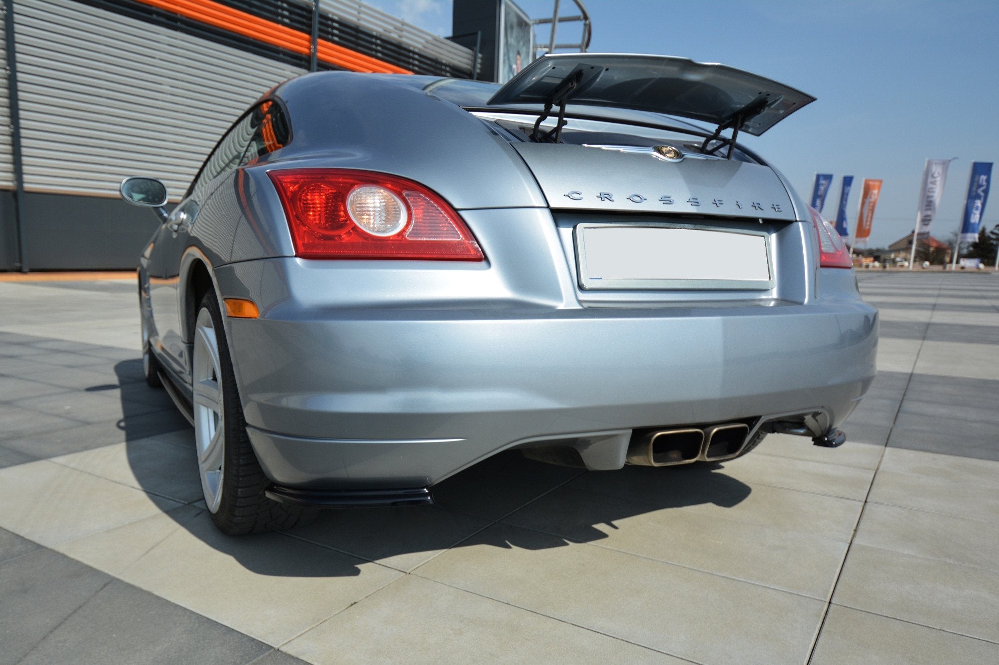Maxton Design Splitters laterales traseros para Chrysler Crossfire - imagen 1