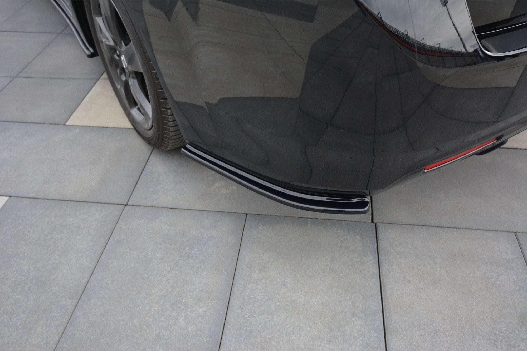 Maxton Design Splitters laterales traseros para Honda Accord Mk8. (CU-SERIES) Sedan - imagen 1