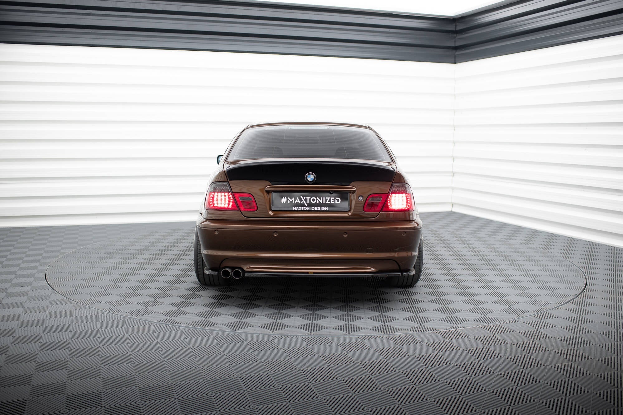 Maxton Design Rear Spoiler / Lid Extension para BMW 3 E46 Coupe M3 CSL LOOK (FOR PAINTING) - imagen 3