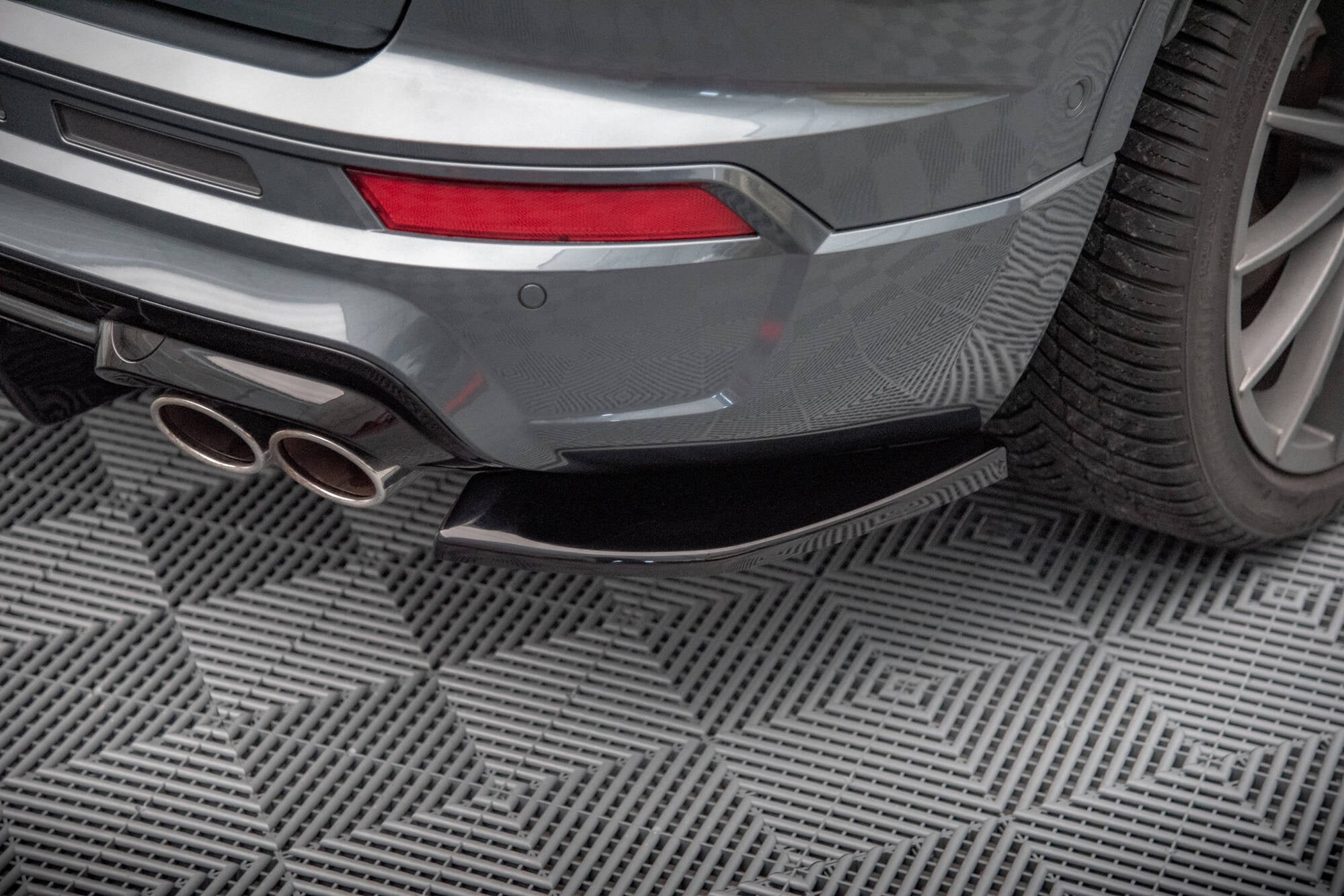 Maxton Design Set Of Splitters para Cupra Ateca Mk1 - imagen 17