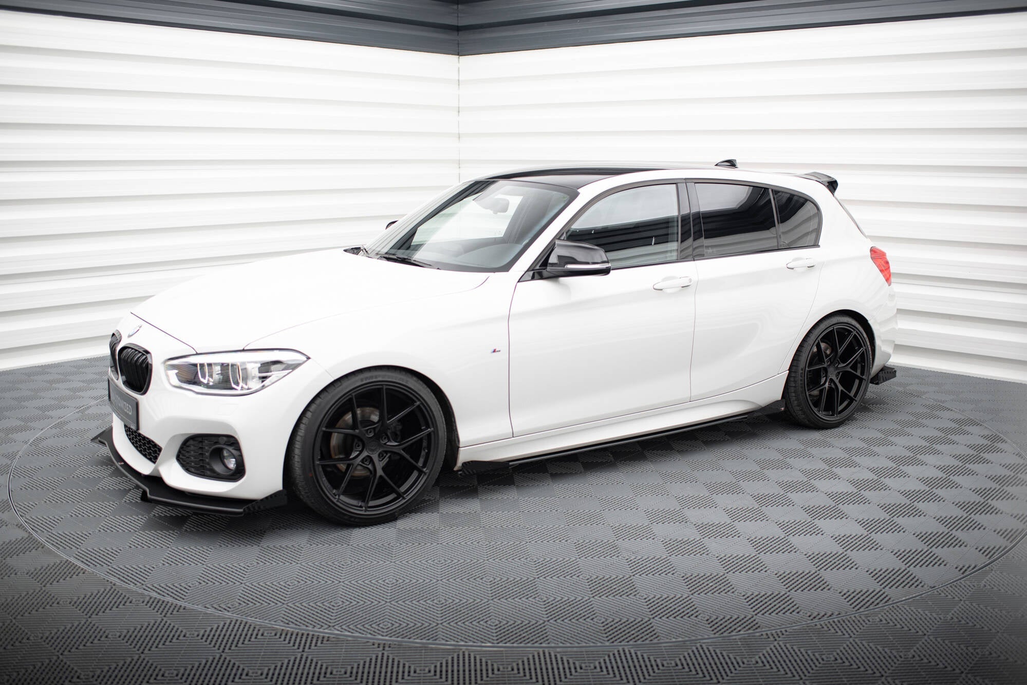Maxton Design Side Flaps para BMW 1 F20 M135i / M140i / M-Pack - imagen 2