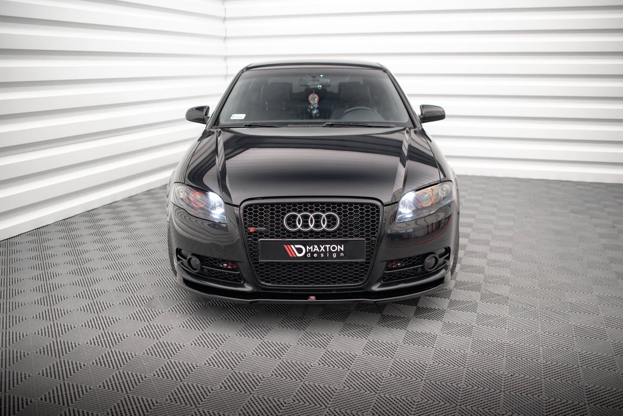Maxton Design Splitter delantero para Audi A4 S-Line B7 - imagen 2