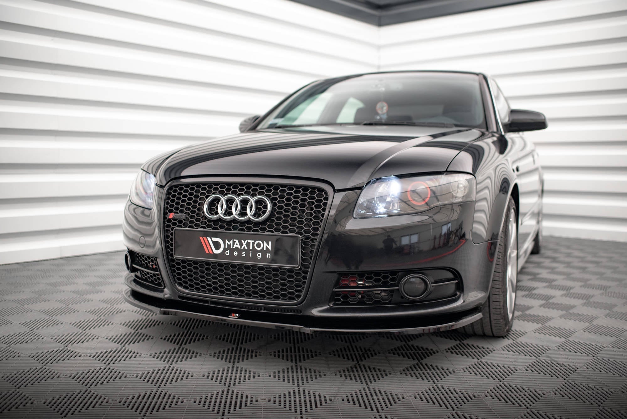 Maxton Design Splitter delantero para Audi A4 S-Line B7 - imagen 1