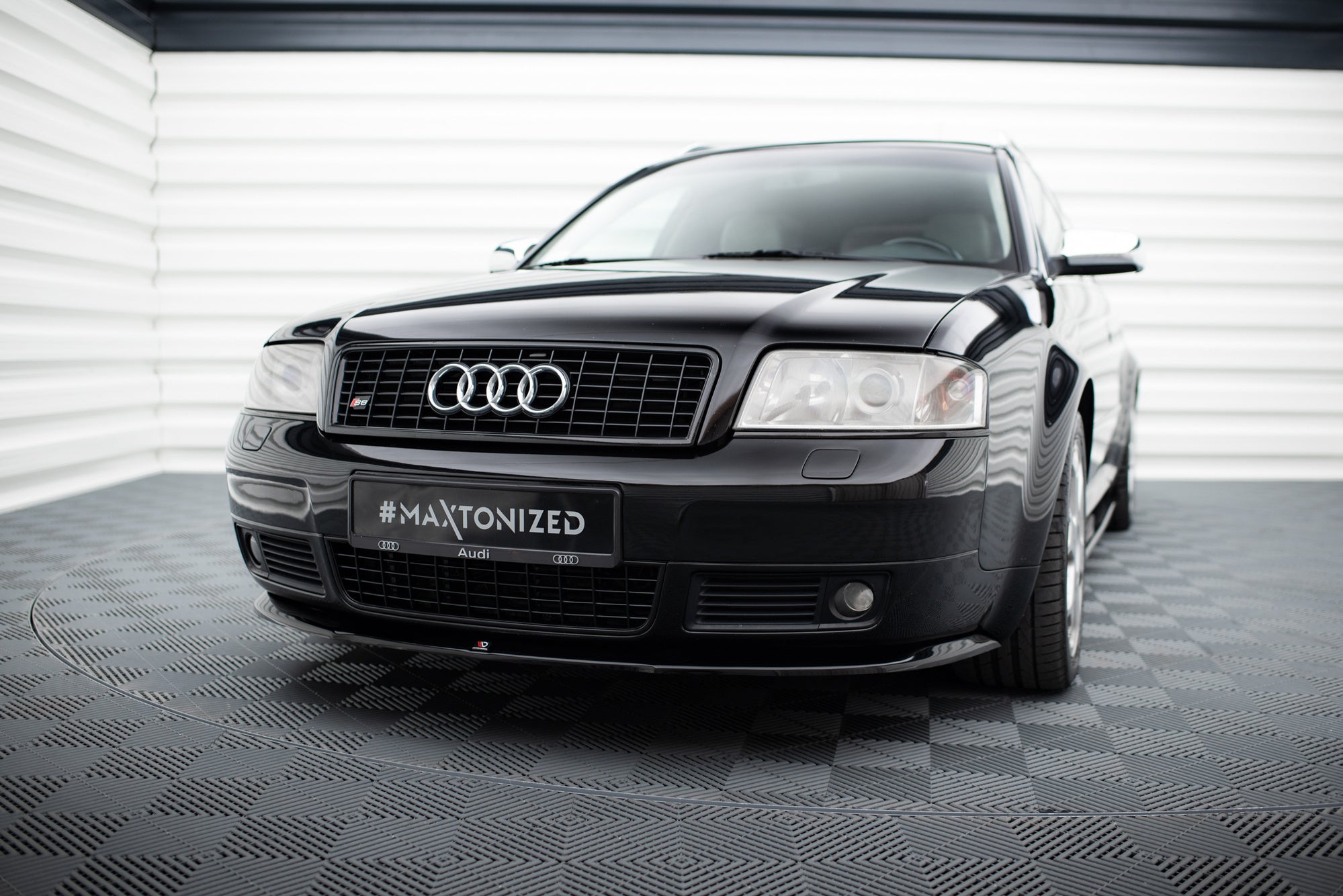 Maxton Design Splitter delantero para Audi S6 C5 - imagen 1