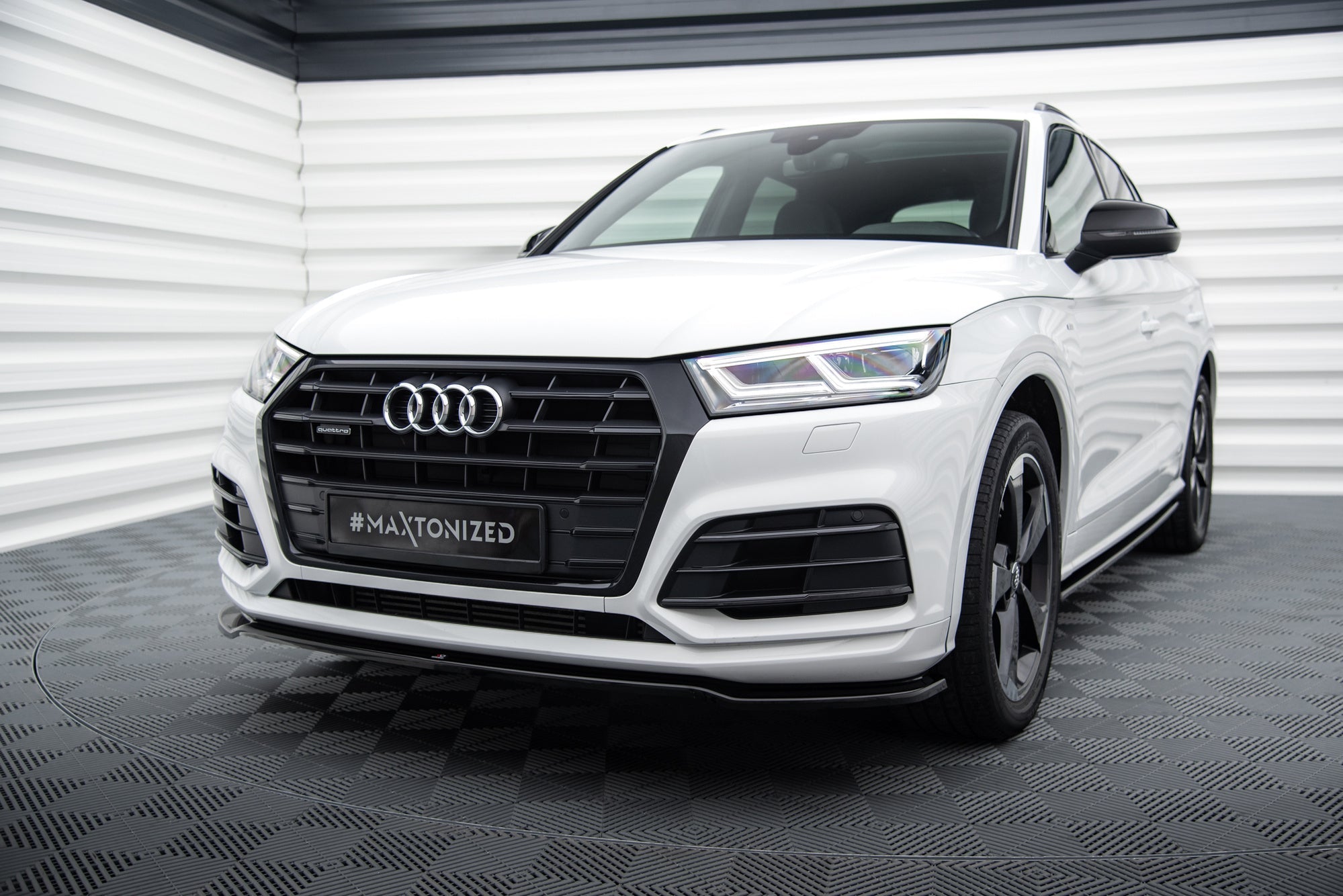 Maxton Design Splitter delantero para Audi SQ5/Q5 S-line Mk2 - imagen 1