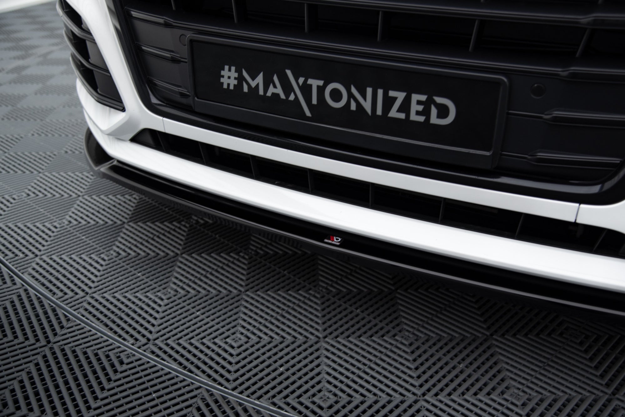 Maxton Design Splitter delantero para Audi SQ5/Q5 S-line Mk2 - imagen 3