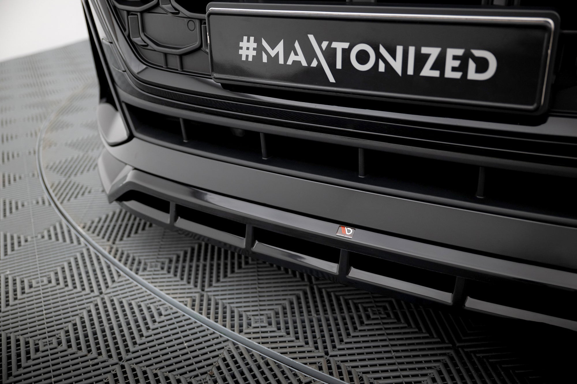 Maxton Design Splitter delantero para Audi SQ8 / Q8 S-Line Mk1 Facelift - imagen 3