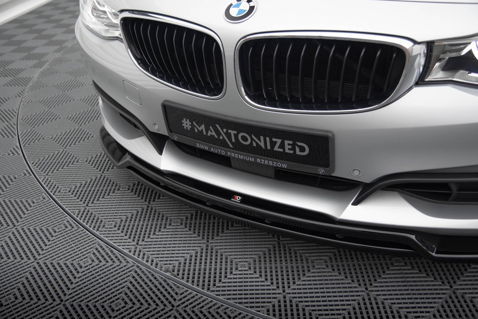 Maxton Design Splitter delantero para BMW 3 GT F34 - imagen 3