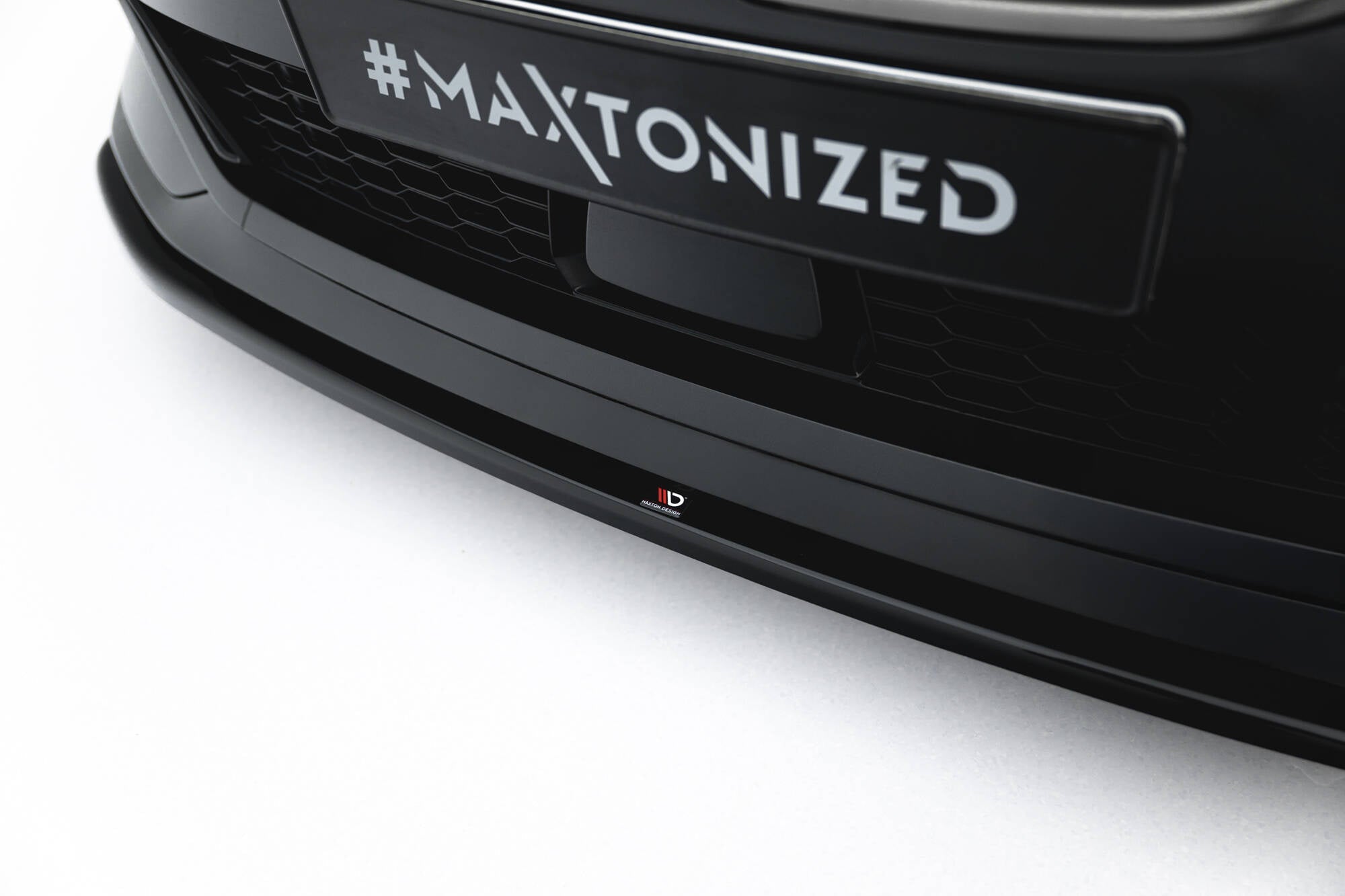 Maxton Design Splitter delantero para BMW M135i M-Performance F40 - imagen 3