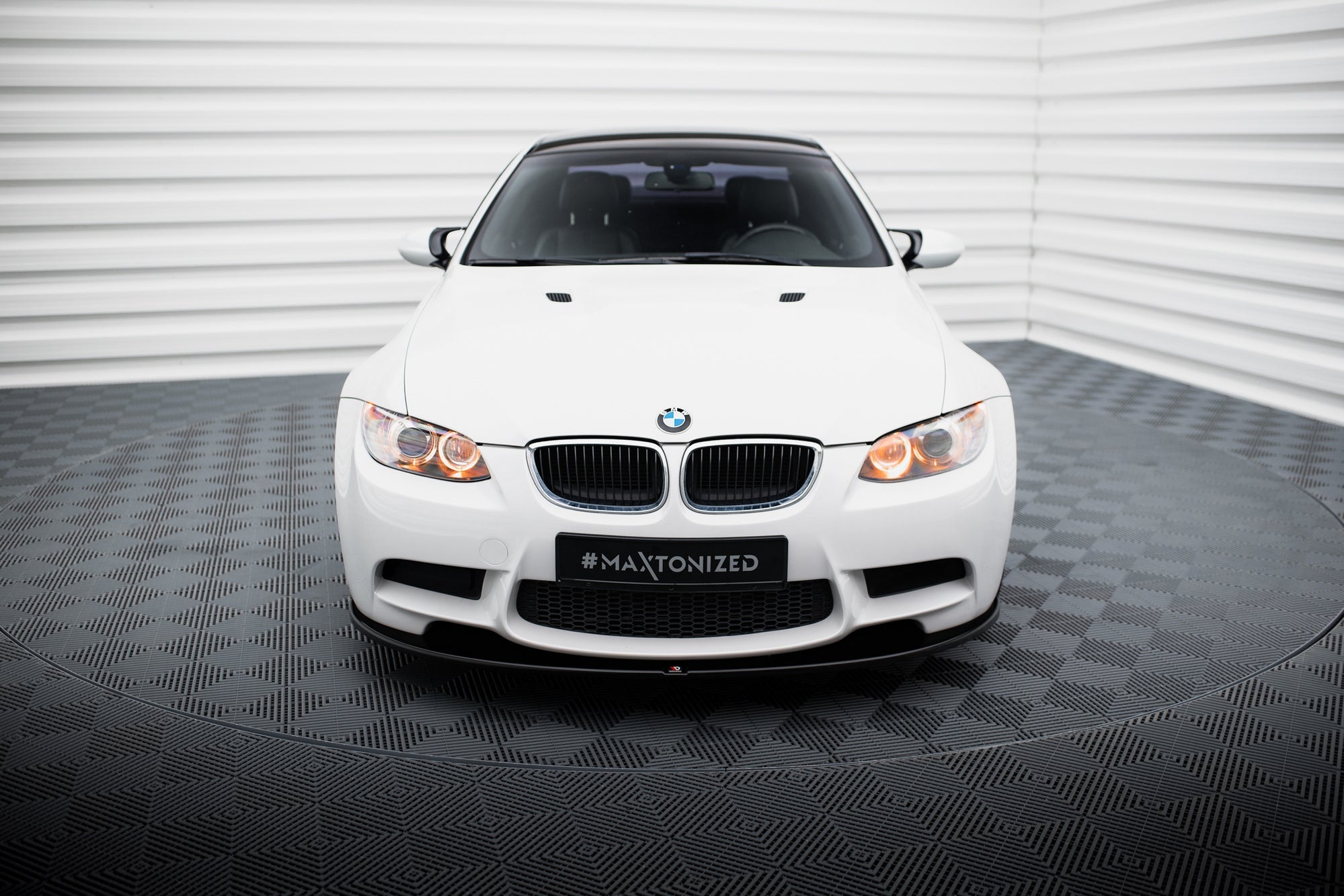 Maxton Design Splitter delantero para BMW M3 E92 / E93 - imagen 3