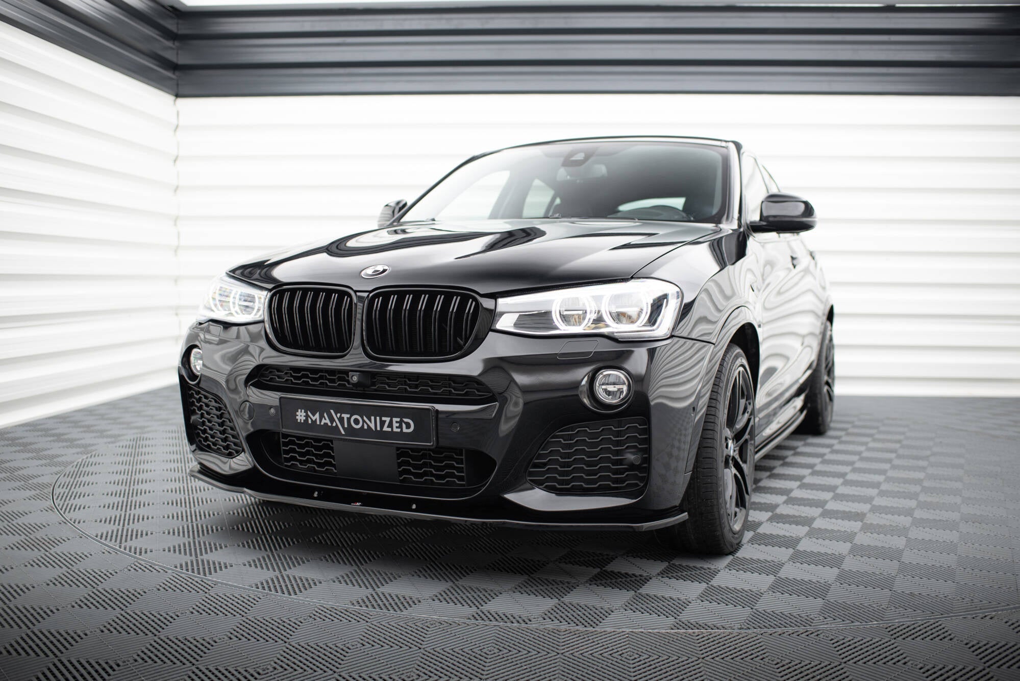 Maxton Design Splitter delantero para BMW X4 M-PACK - imagen 1