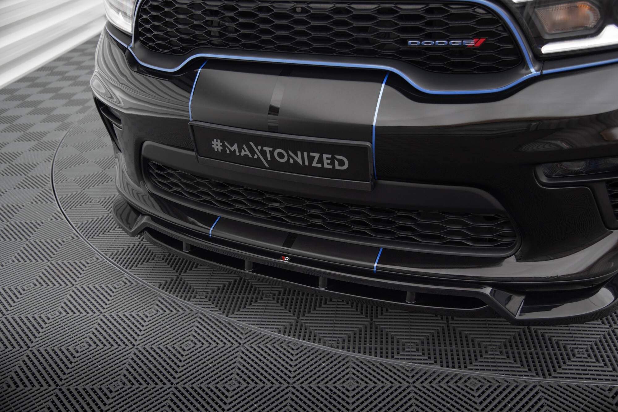 Maxton Design Splitter delantero para Dodge Durango Mk3 Facelift - imagen 3
