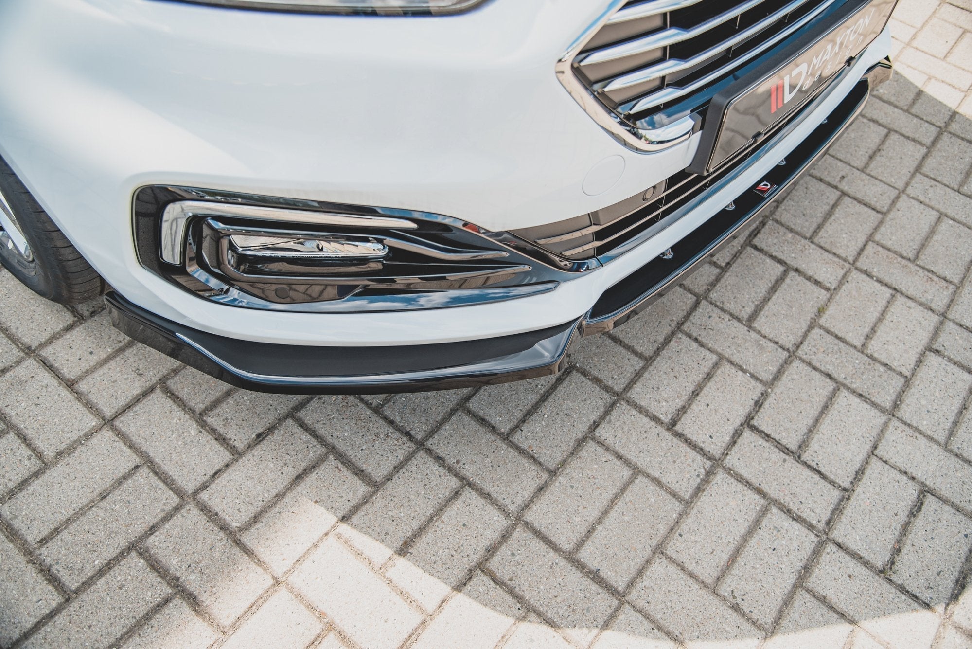 Maxton Design Splitter delantero para Ford Mondeo Mk5 Facelift - imagen 3