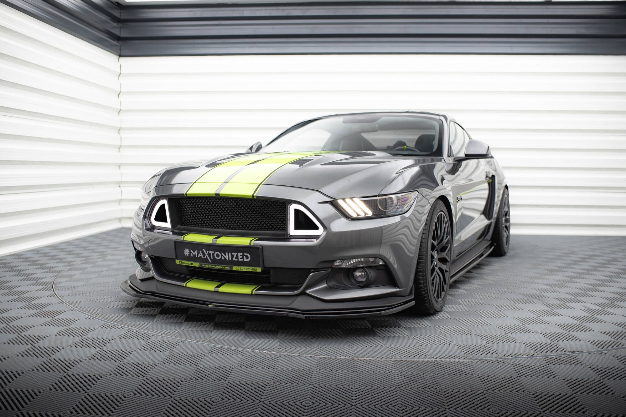 Maxton Design Splitter delantero para Ford Mustang GT Mk6 - imagen 1