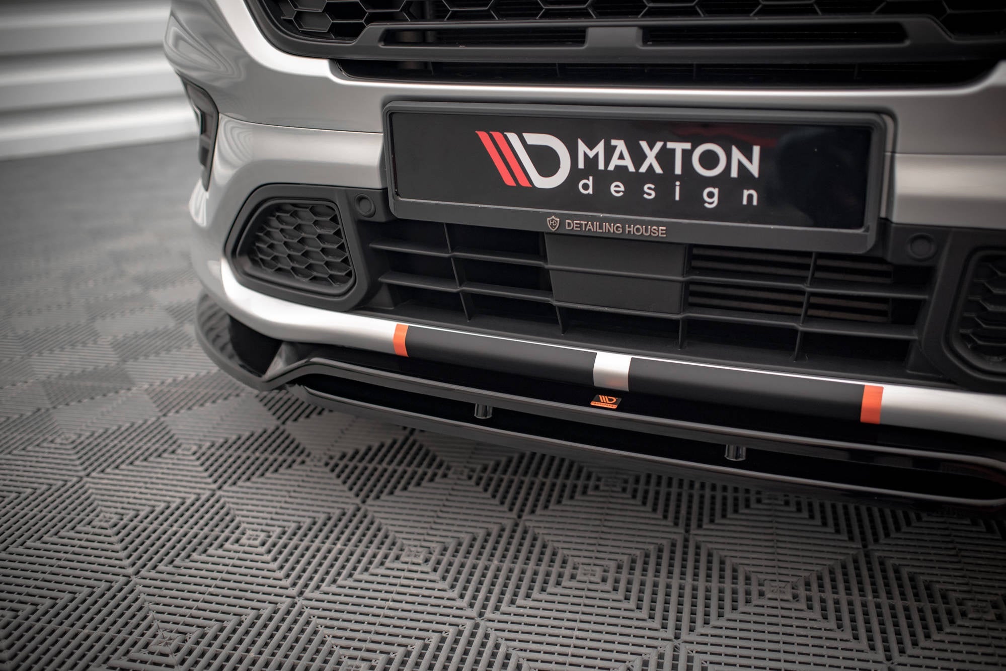 Maxton Design Splitter delantero para Ford Transit Custom ST-Line Mk1 Facelift - imagen 3