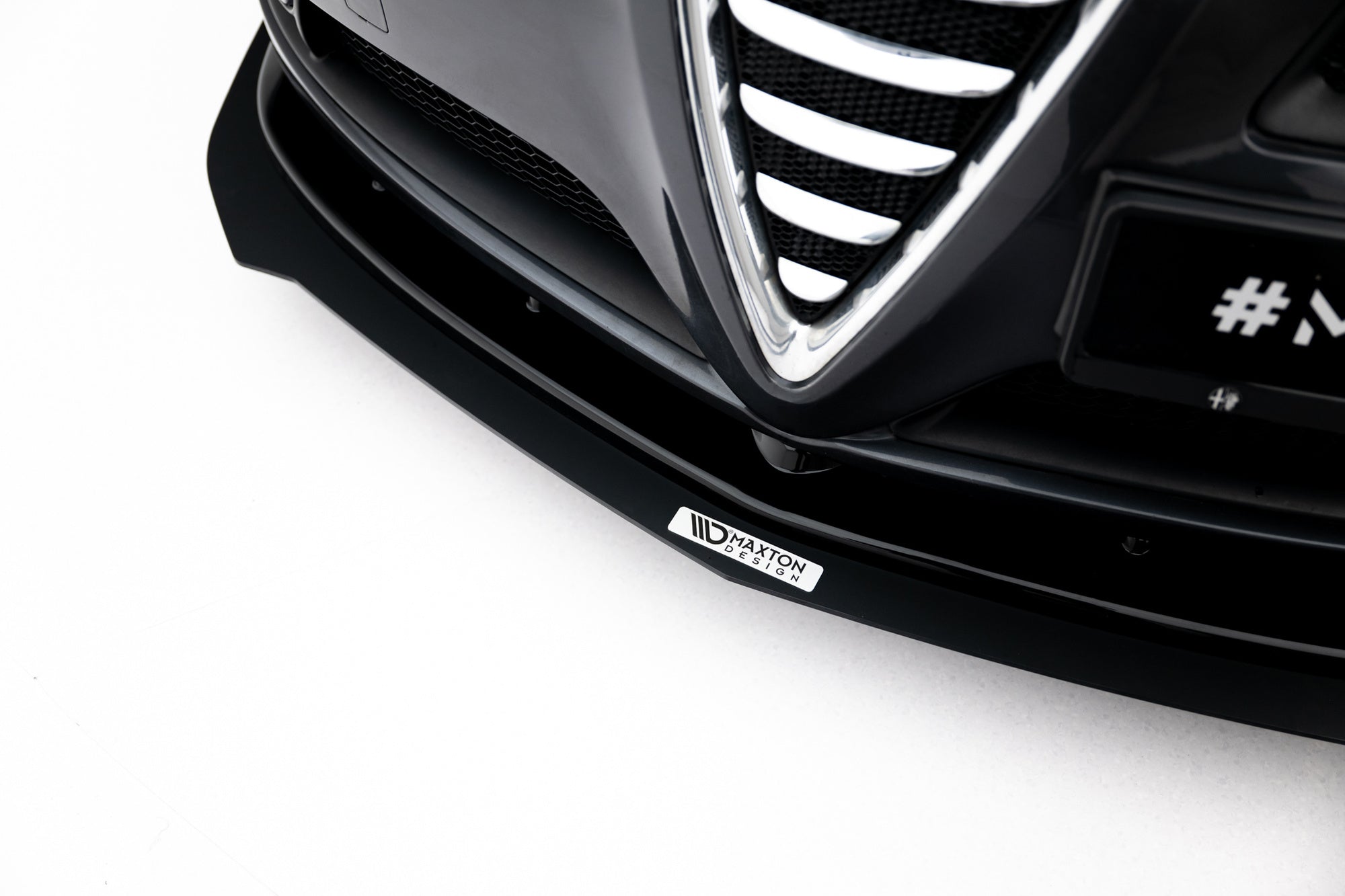 Maxton Design Hybrid Front Splitter para Alfa Romeo GT - imagen 3