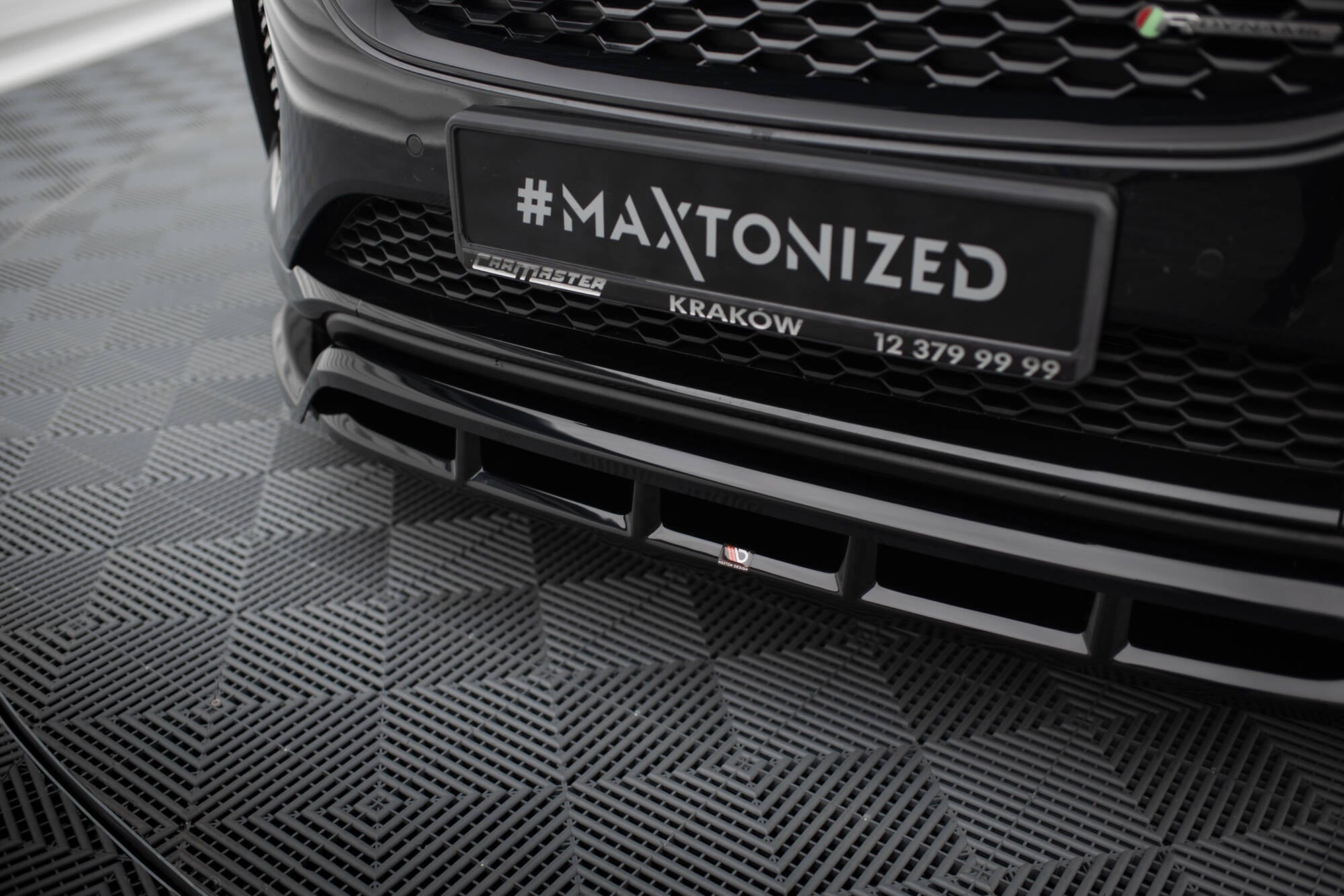 Maxton Design Splitter delantero para Jaguar E-Pace R-Dynamic X540 - imagen 3