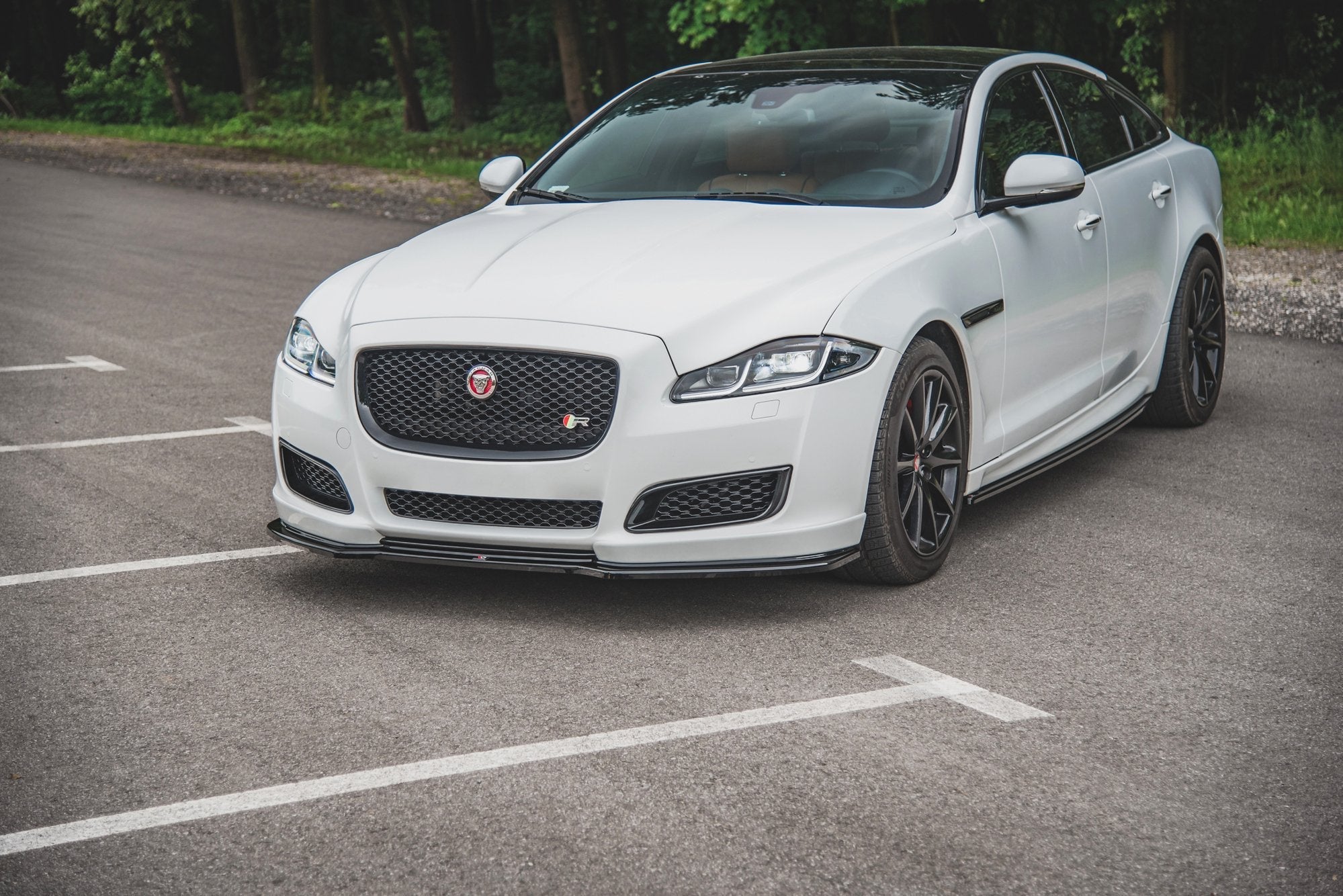 Maxton Design Splitter delantero para Jaguar XJ R-Sport X351 Facelift - imagen 1