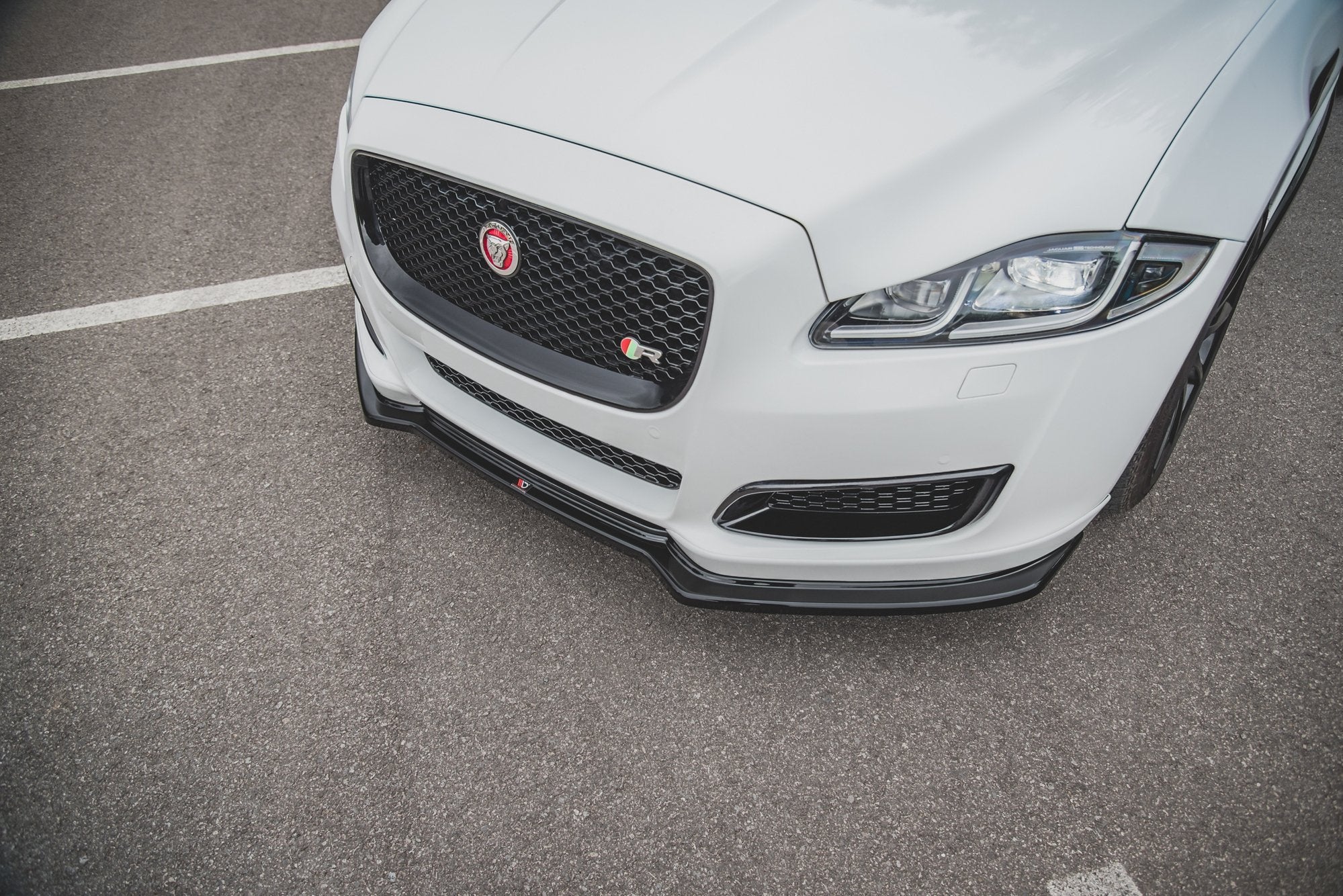Maxton Design Splitter delantero para Jaguar XJ R-Sport X351 Facelift - imagen 4