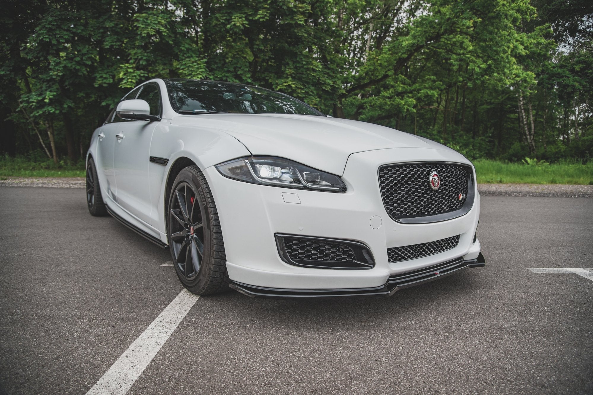 Maxton Design Splitter delantero para Jaguar XJ R-Sport X351 Facelift - imagen 5