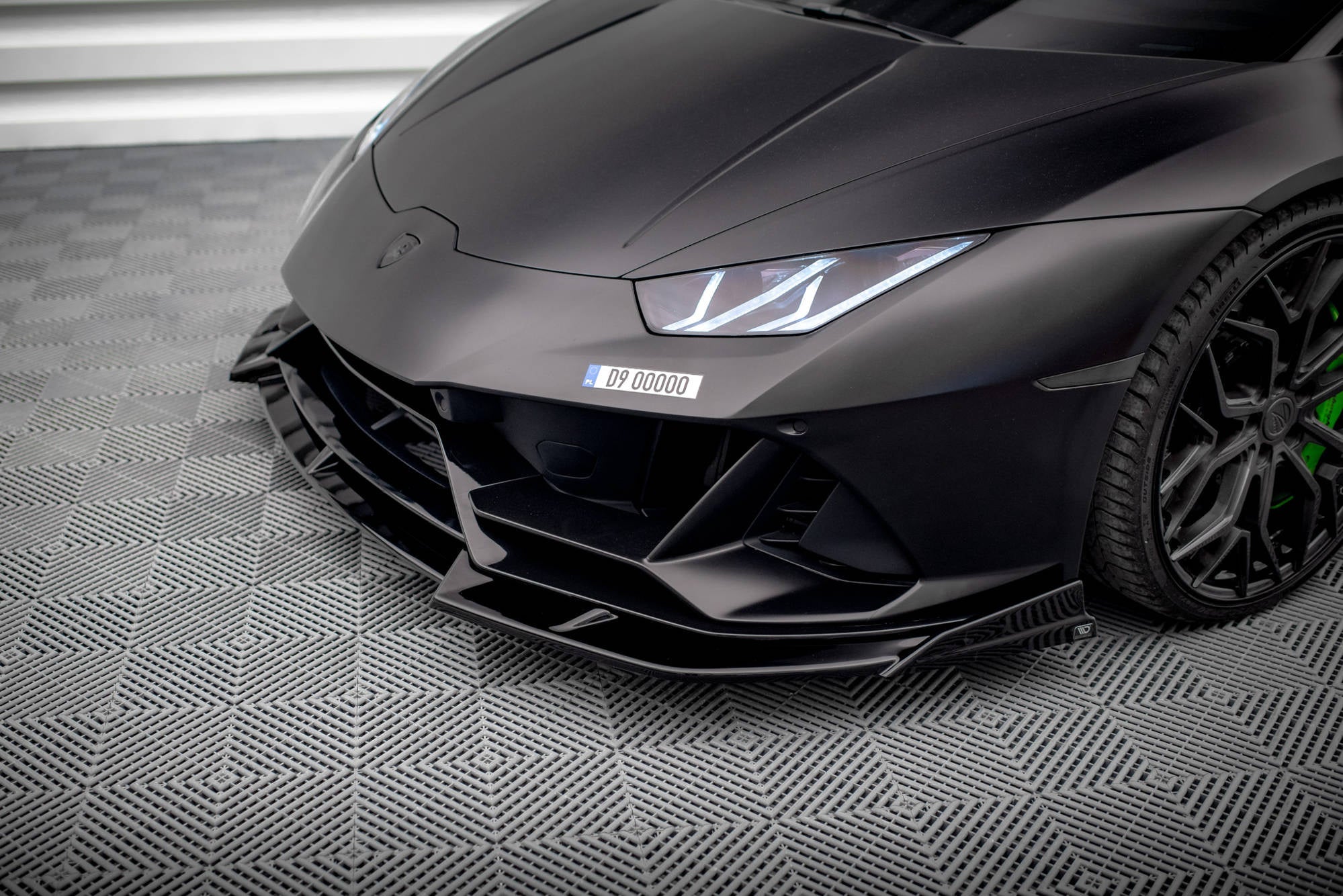 Maxton Design Splitter delantero para Lamborghini Huracan EVO AWD - imagen 4